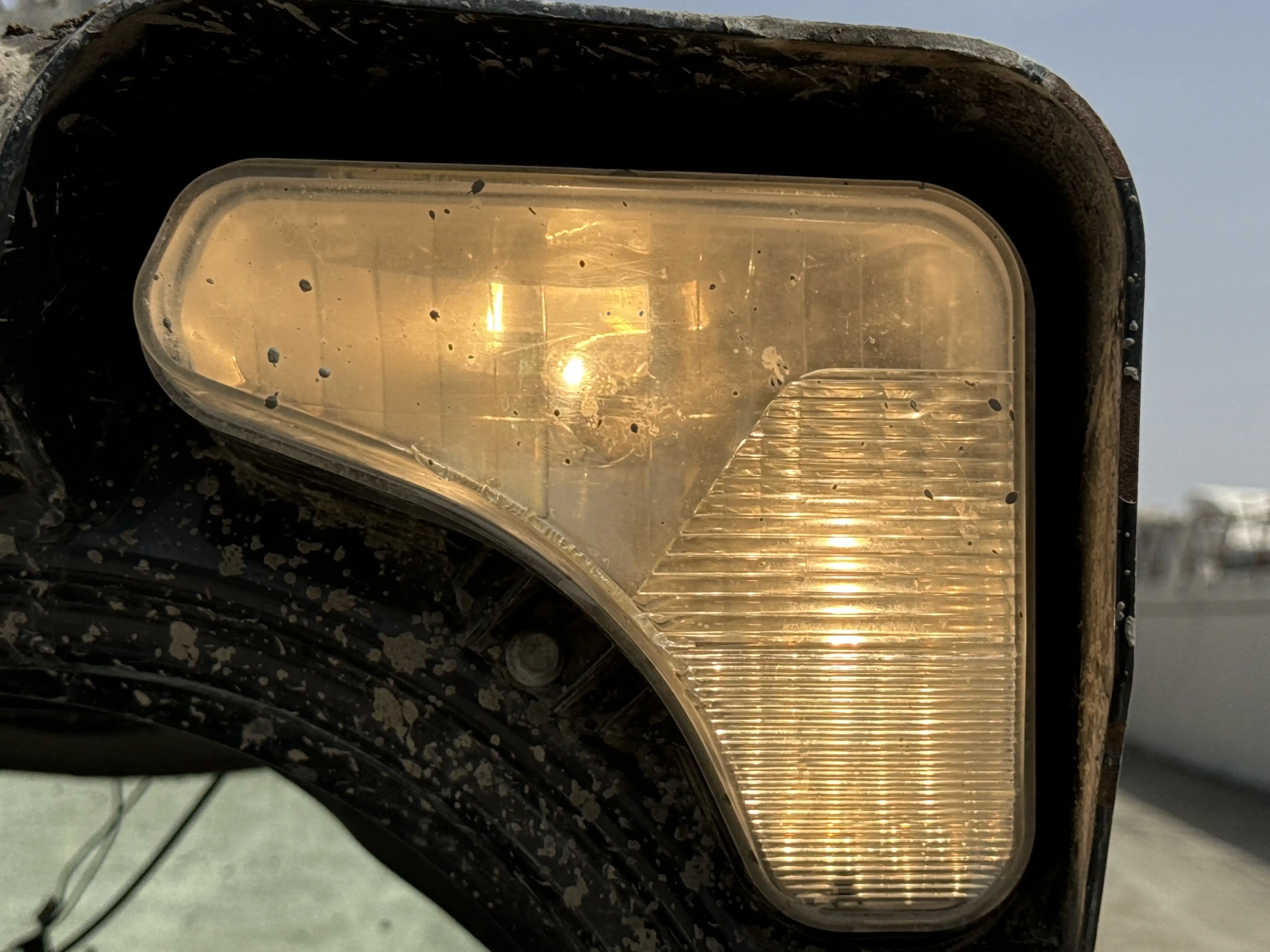 SSL-001-Bobcat-S510-skid-steer-loader-inspection-electronics-lights-and-signals-2