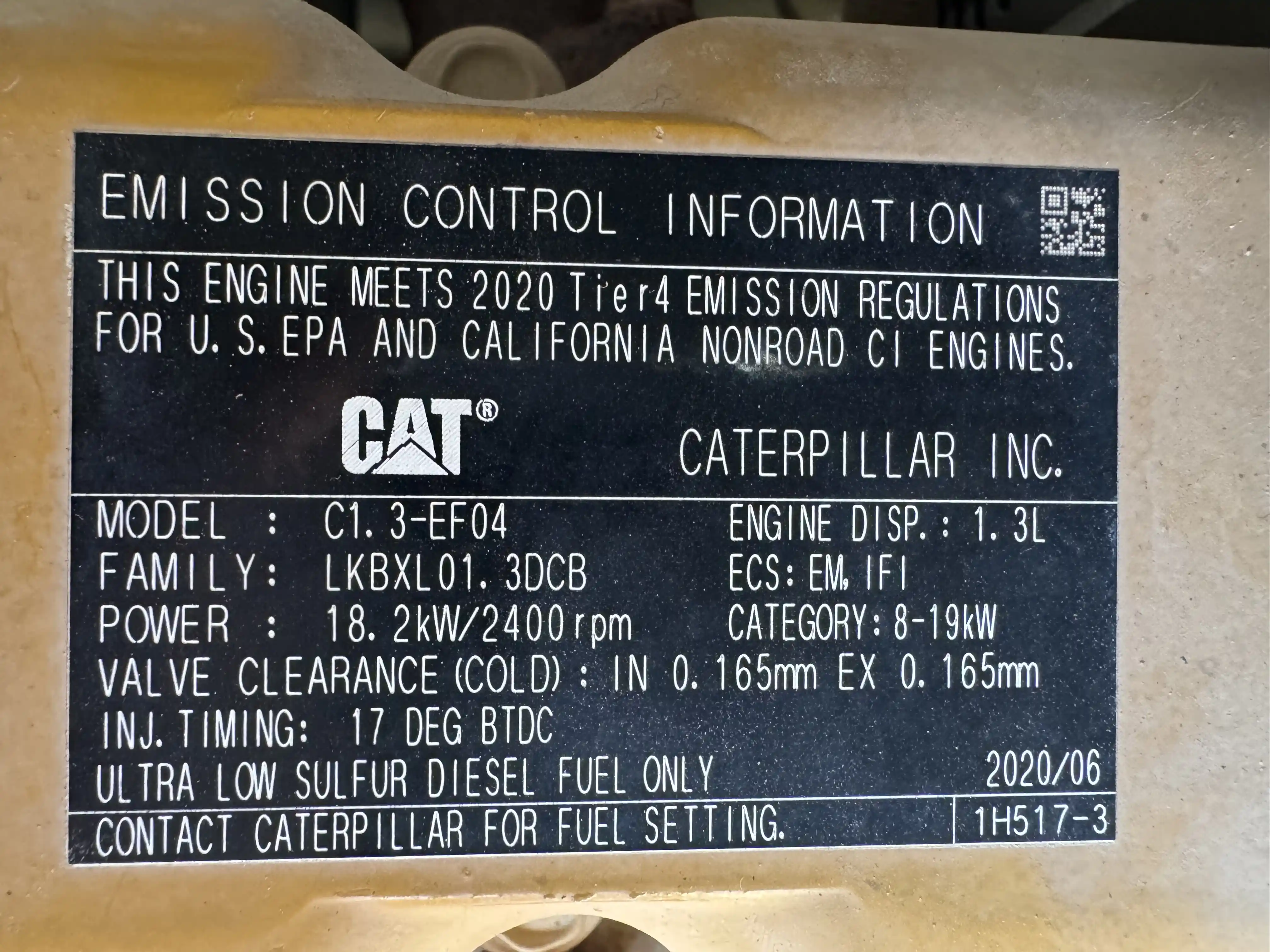 MNX-001-Cat-303E-mini-excavator-inspection-general-emissions-label