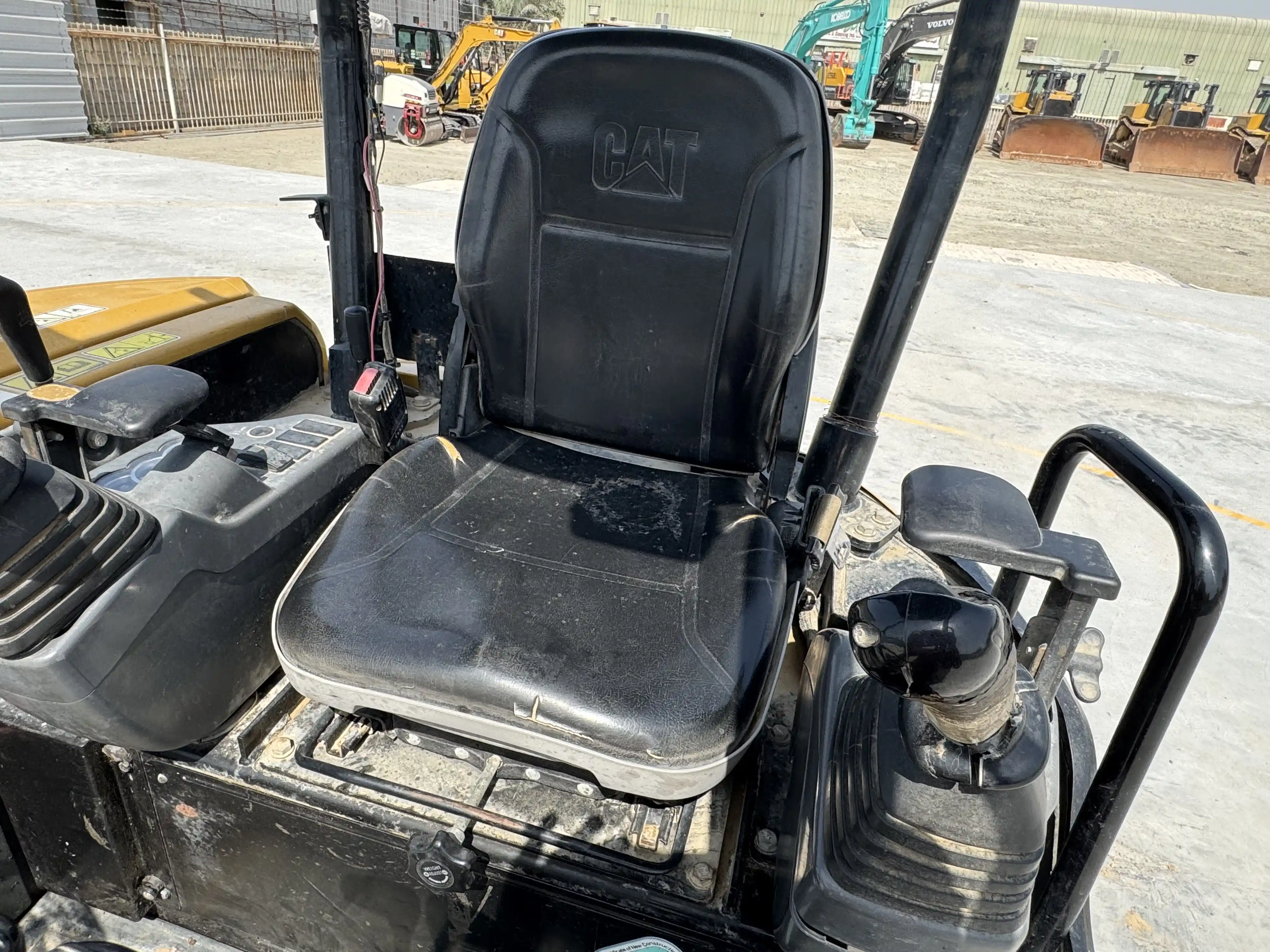 MNX-001-Cat-303E-mini-excavator-inspection-cabin-seats-armrests-2