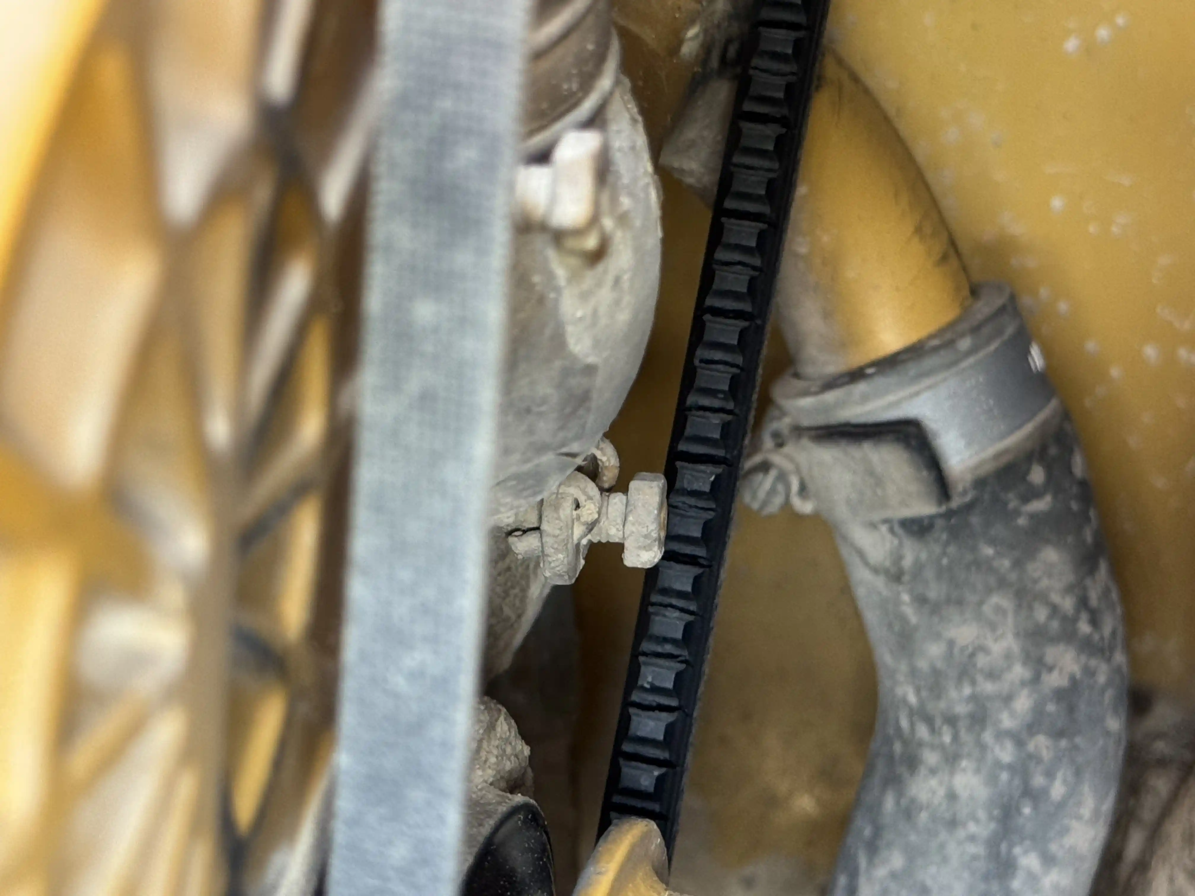 MNX-001-Cat-303E-mini-excavator-inspection-engine-belts-2