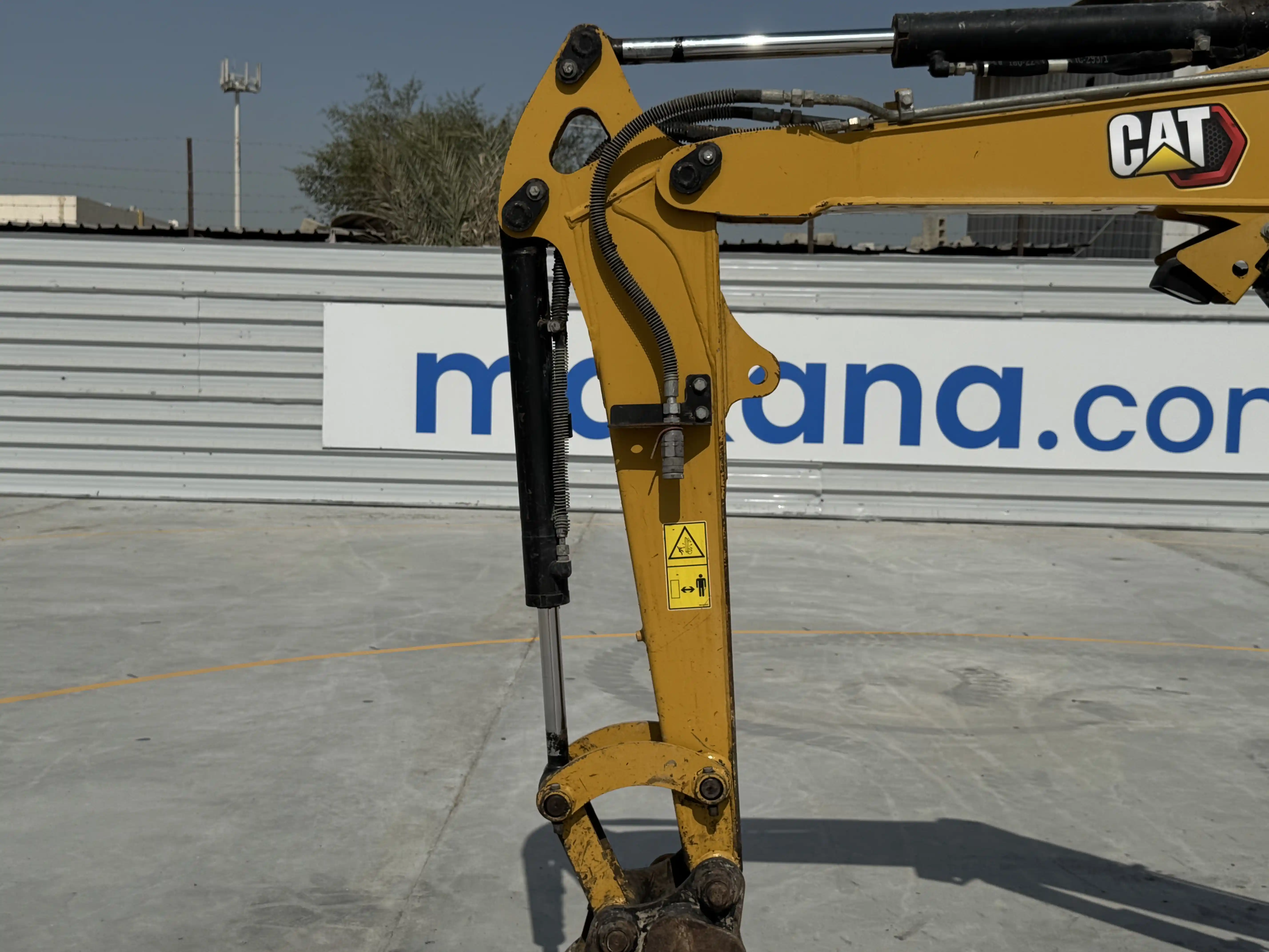 MNX-001-Cat-303E-mini-excavator-inspection-chassis-stick-2