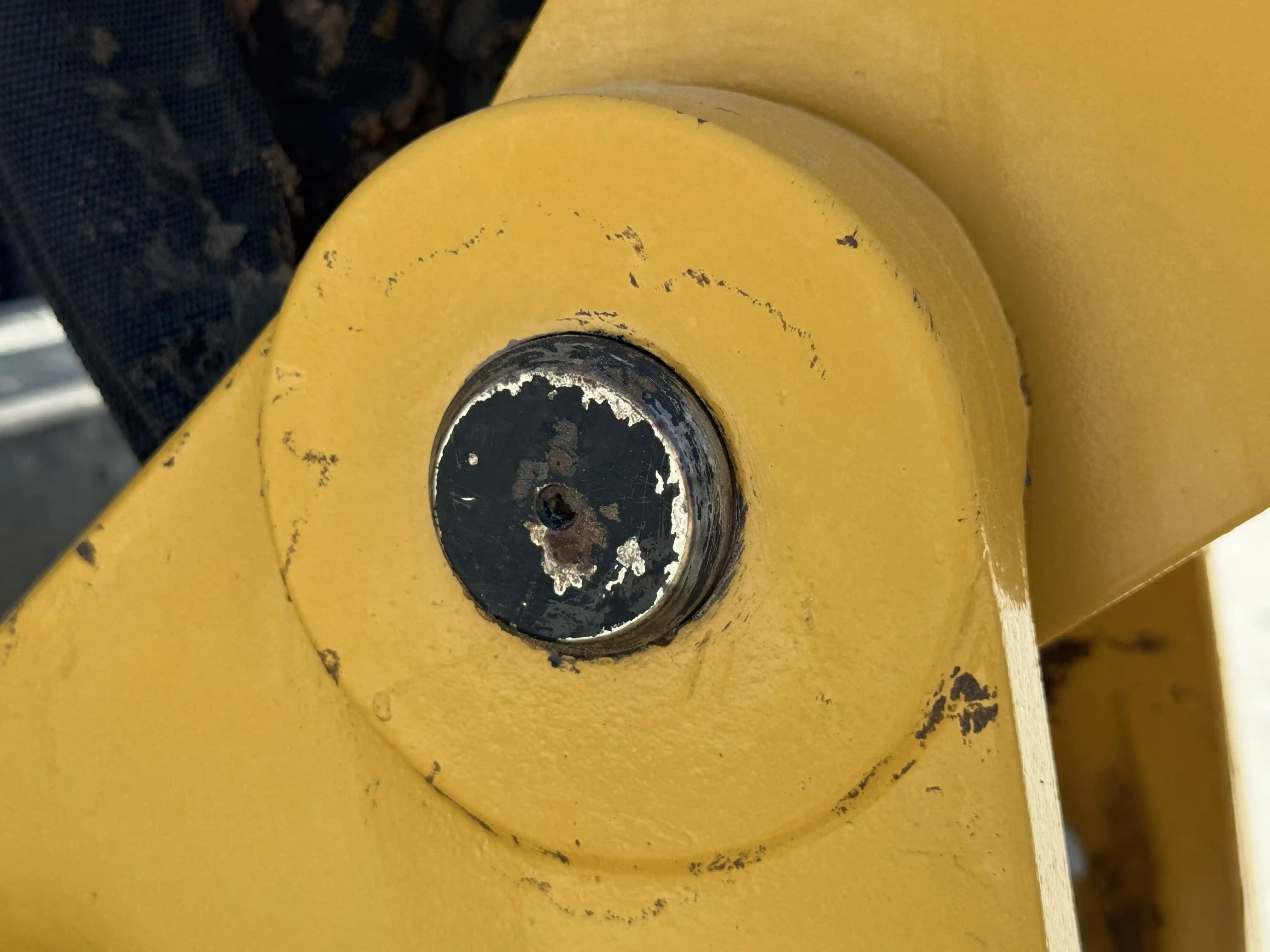 MNX-001-Cat-303E-mini-excavator-inspection-chassis-boom-base-pin-and-bushings-2