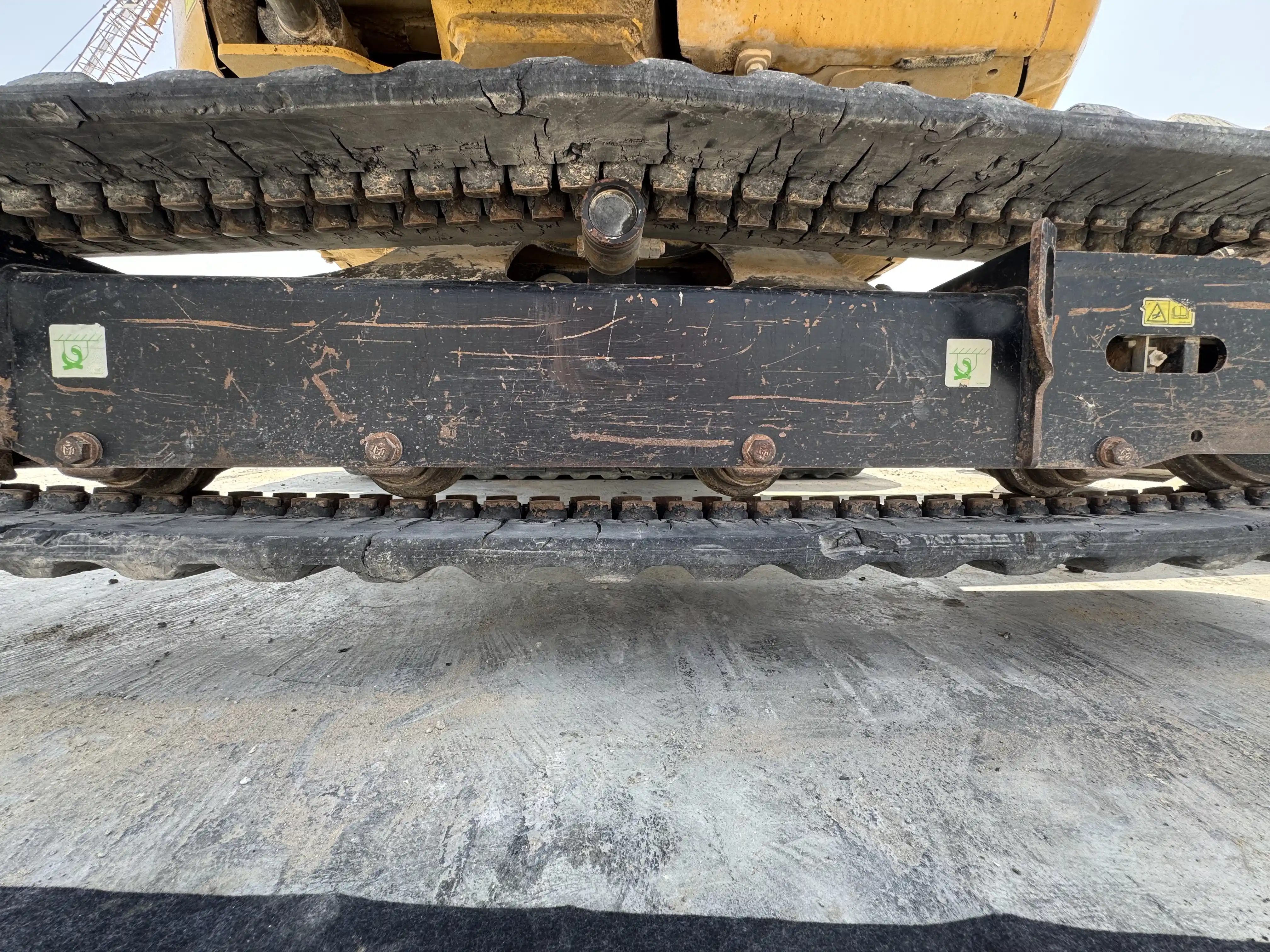 MNX-001-Cat-303E-mini-excavator-inspection-undercarriage-right-track-rollers-2