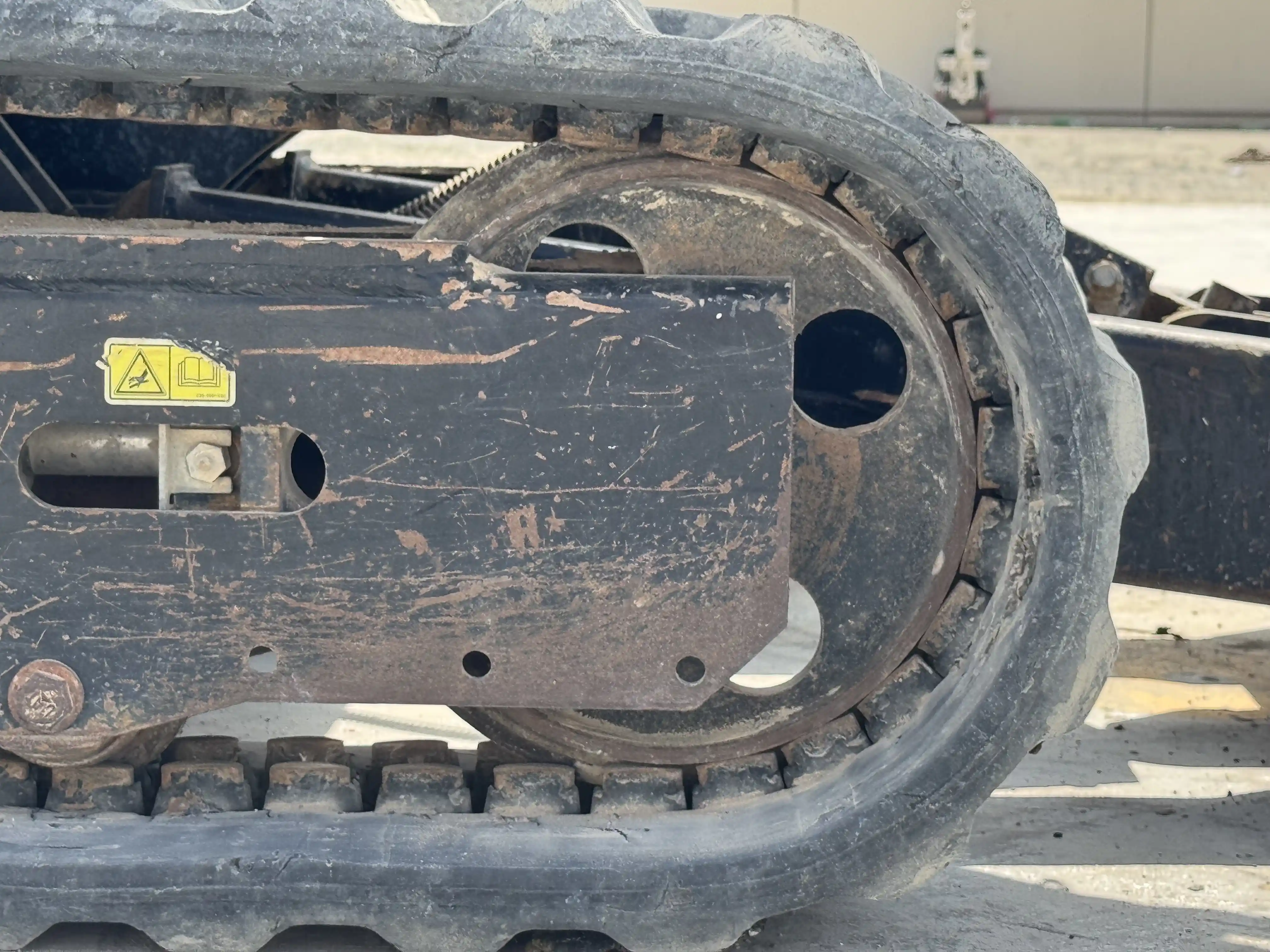 MNX-001-Cat-303E-mini-excavator-inspection-undercarriage-right-idler-1