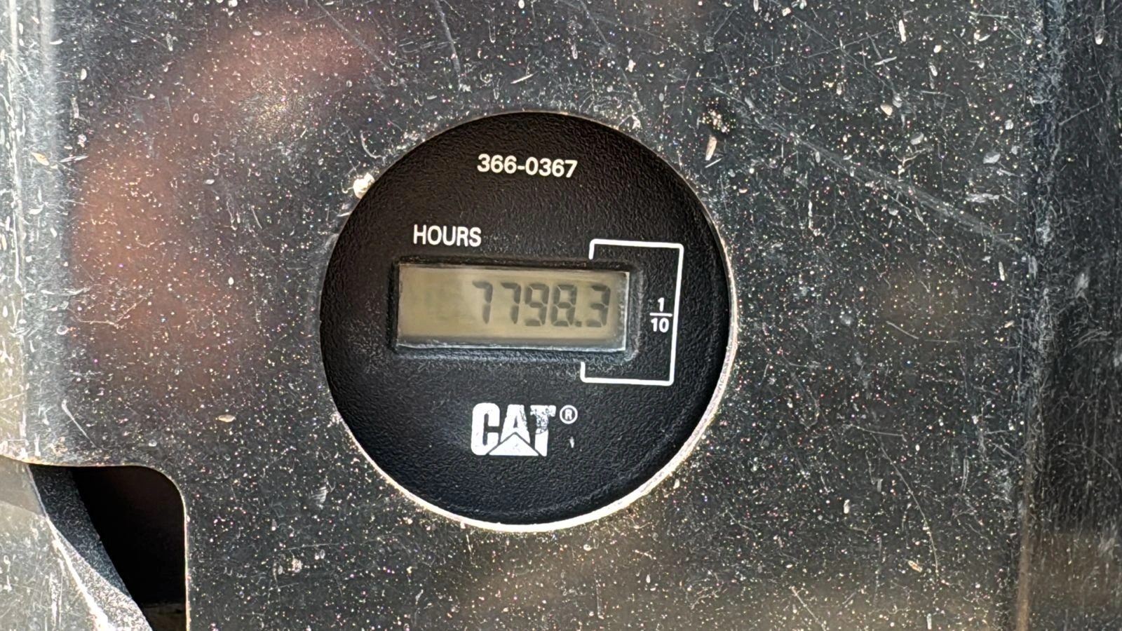 MNX-004-Cat-303E-mini-excavator-inspection-general-hour-meter