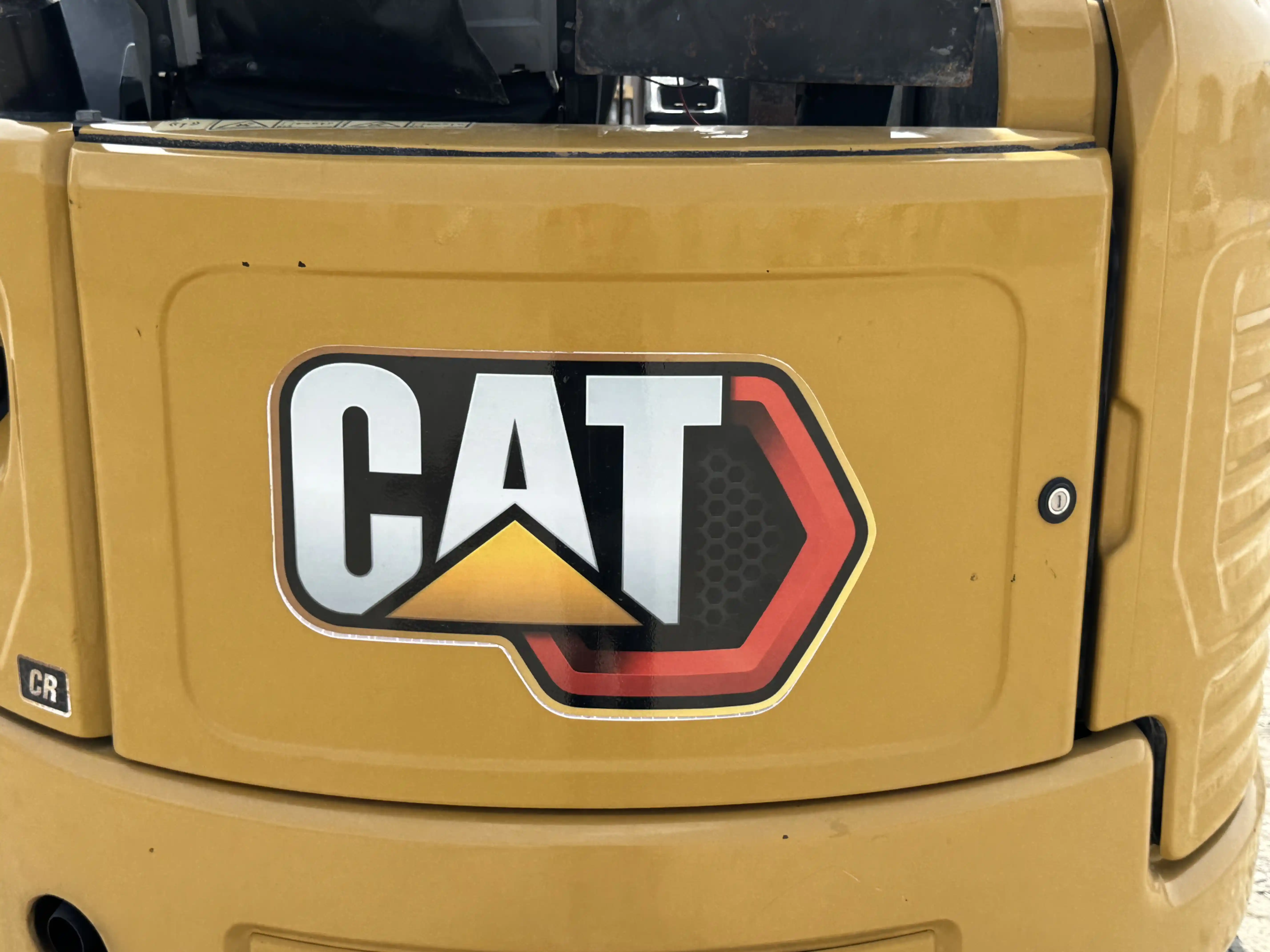 MNX-004-Cat-303E-mini-excavator-inspection-structure-sheet-metal-fiberglass-1