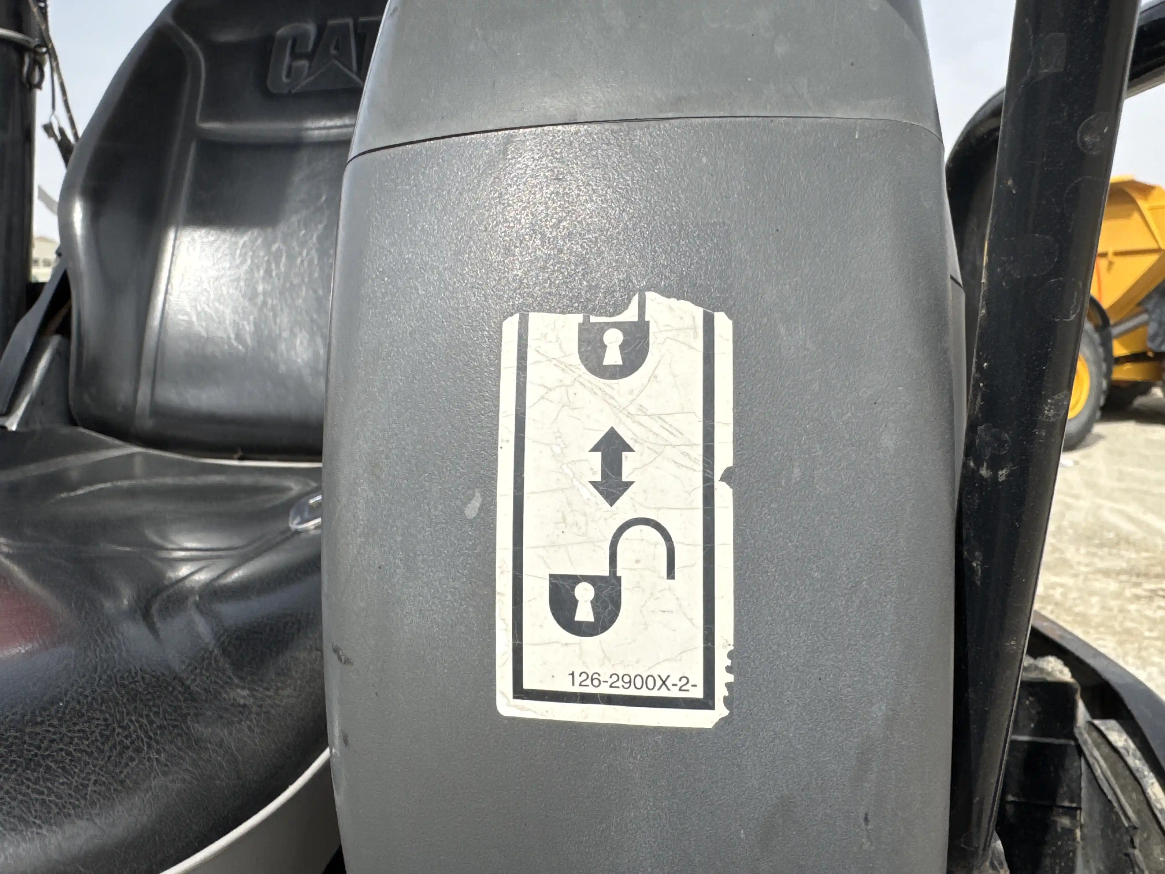 MNX-004-Cat-303E-mini-excavator-inspection-safety-hydraulic-safety-lock-1