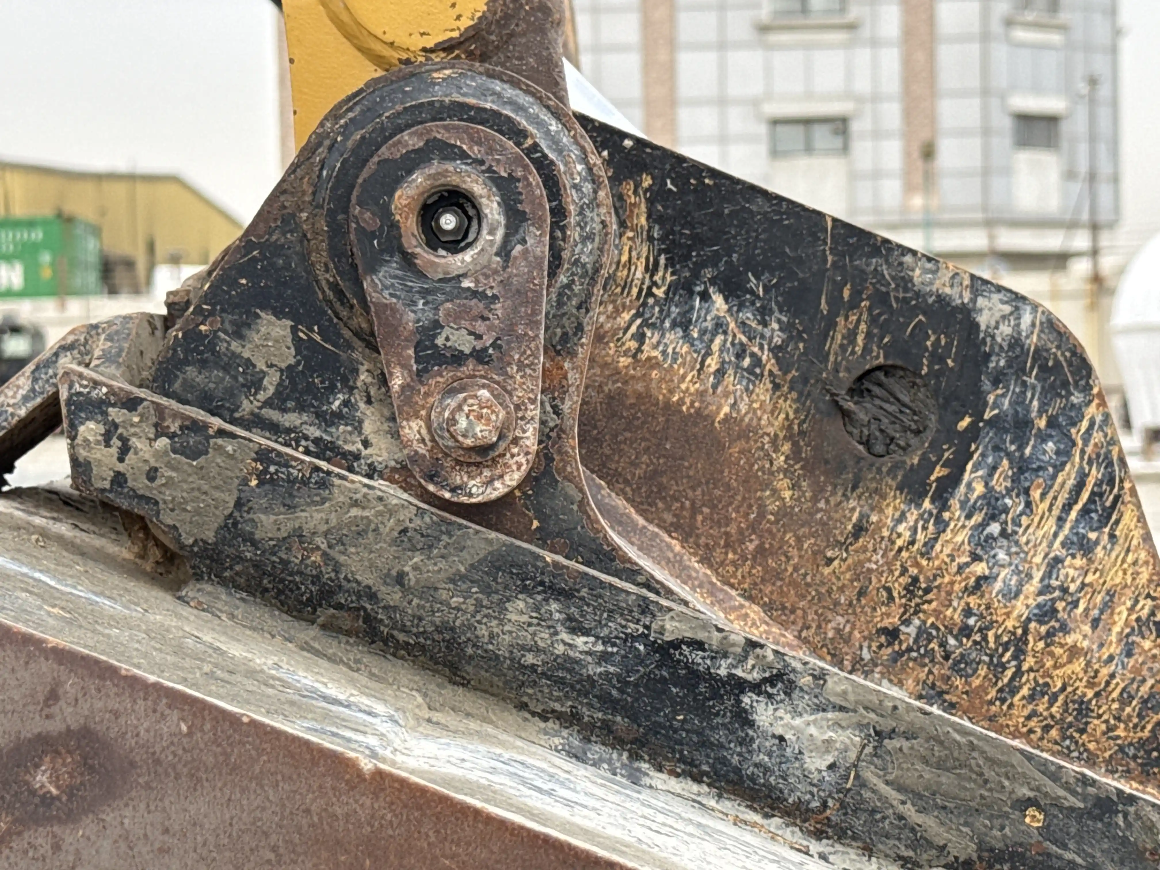 SSL-003-Cat-226B3-skid-steer-loader-inspection-chassis-pins-and-bushings-lift-arm-to-bucket-1