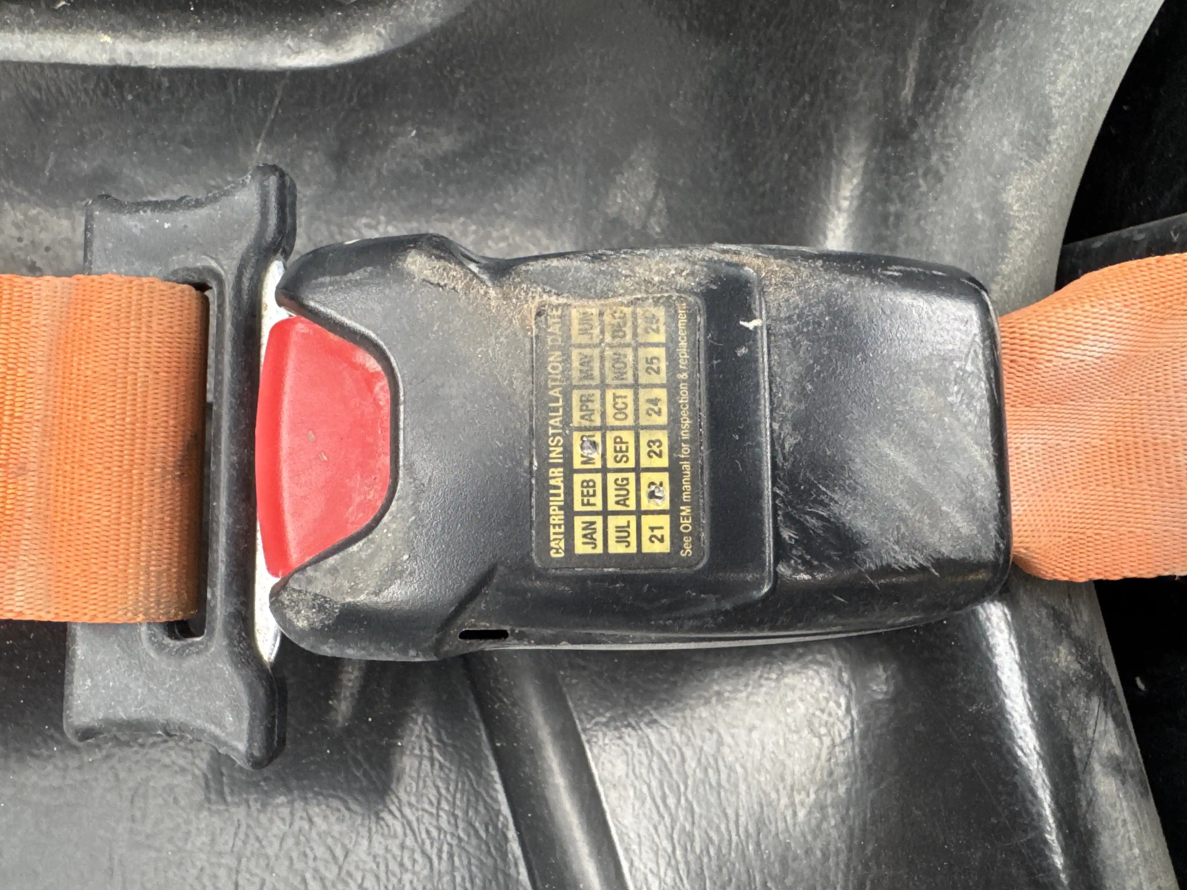 SSL-003-Cat-226B3-skid-steer-loader-inspection-safety-seat-belts-2