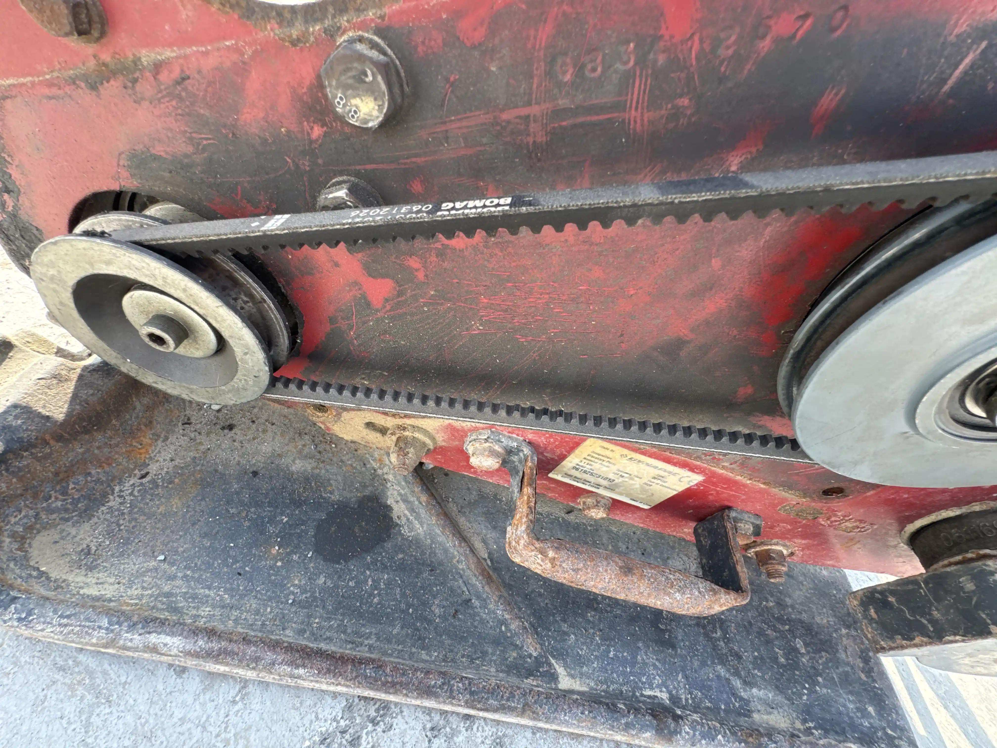 PLC-001-Dynapac-DFP10D-plate-compactor-inspection-engine-belts-1