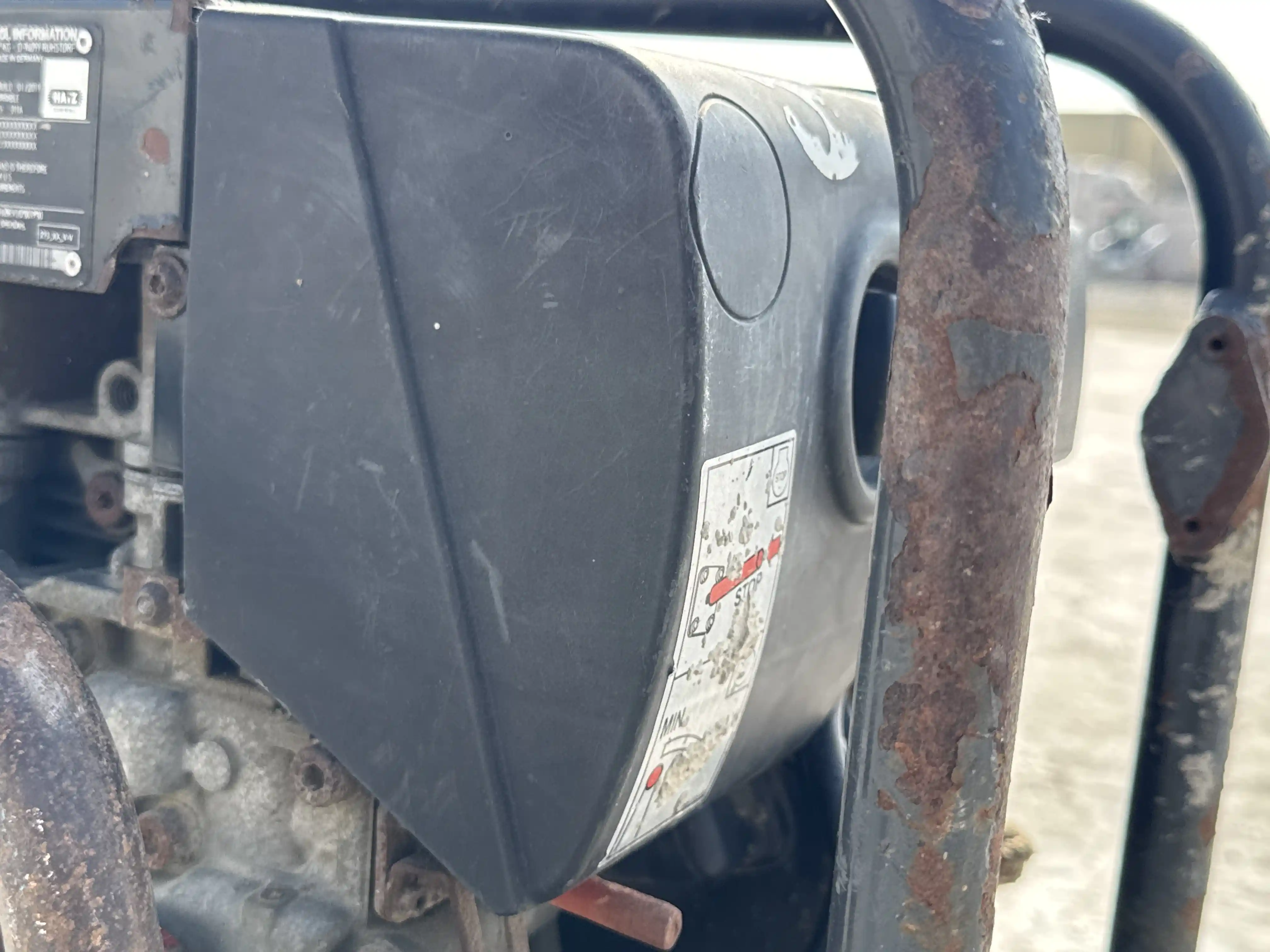 PLC-001-Dynapac-DFP10D-plate-compactor-inspection-engine-air-intake-system-2