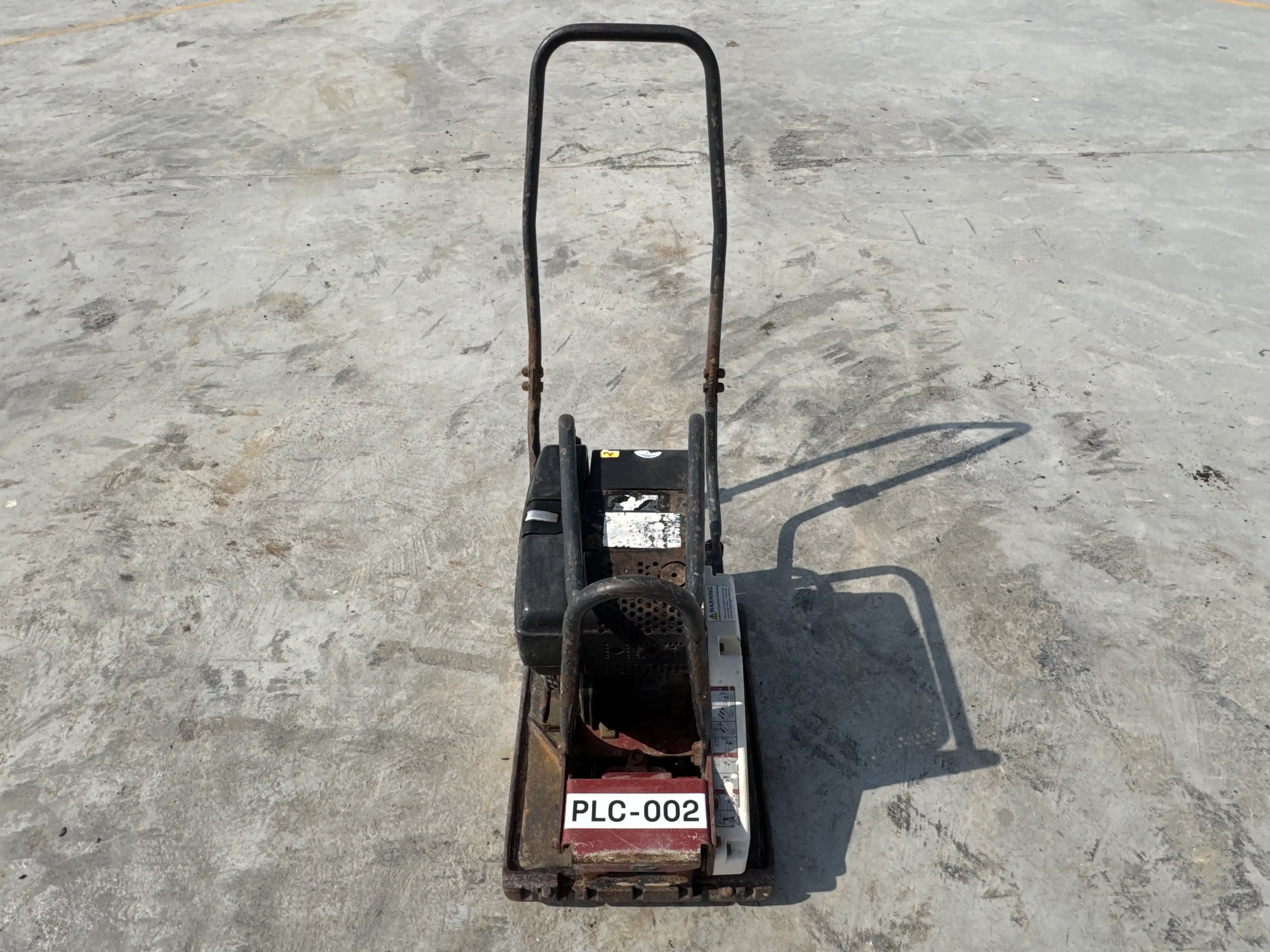PLC-002-Dynapac-DFP10D-plate-compactor-inspection-structure-paint-2