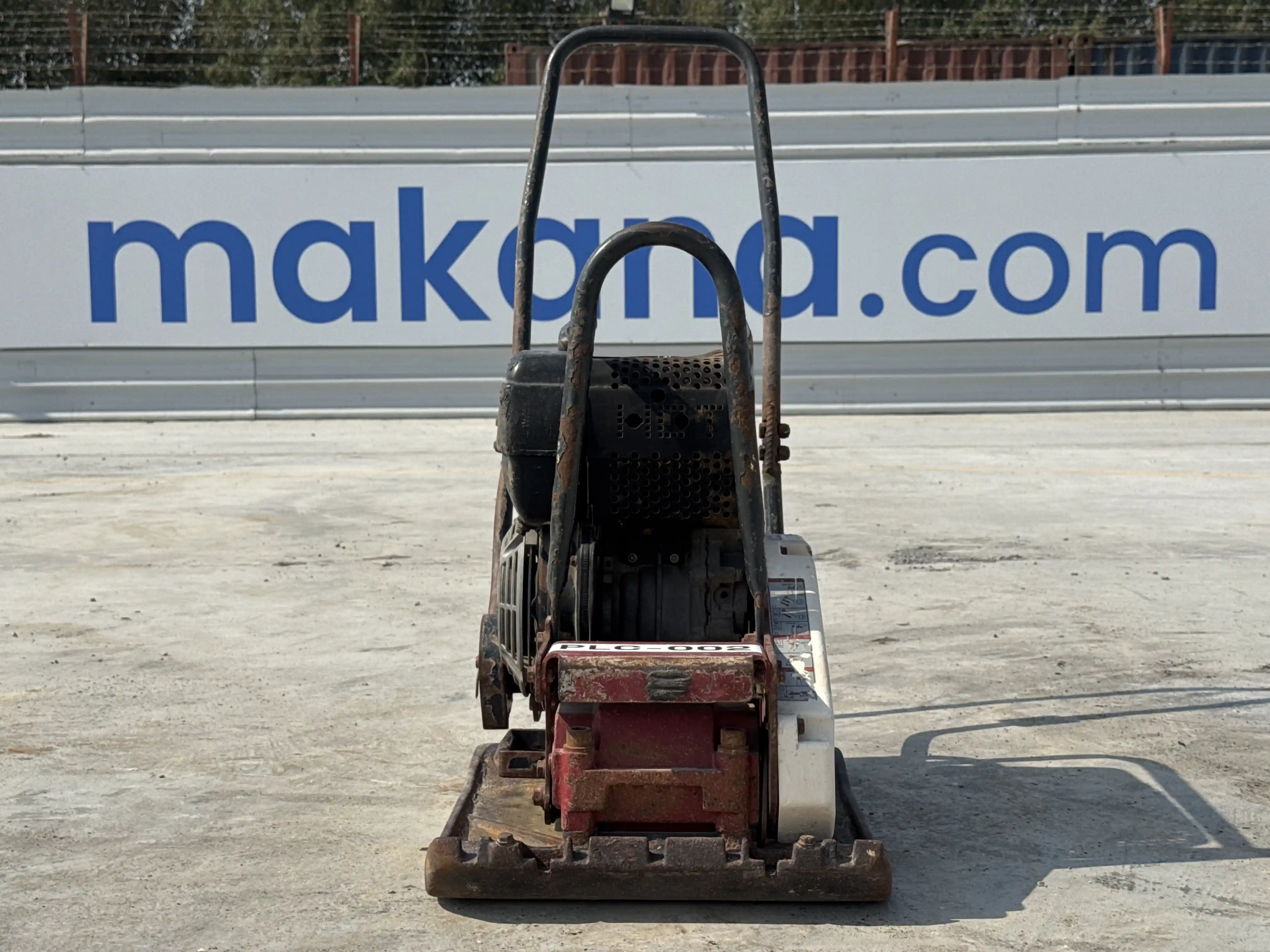 PLC-002-Dynapac-DFP10D-plate-compactor-inspection-structure-paint-5