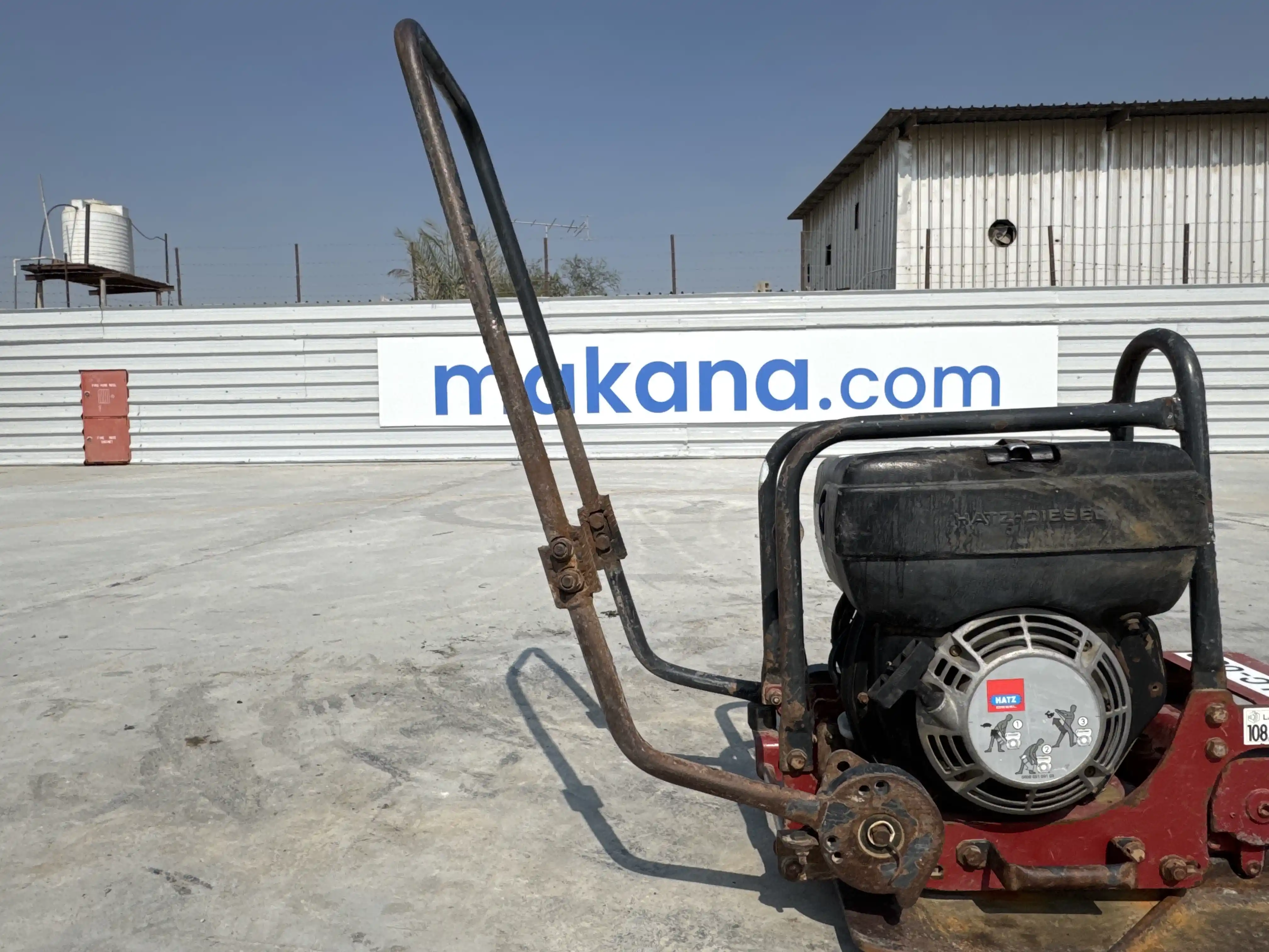 PLC-002-Dynapac-DFP10D-plate-compactor-inspection-structure-handle-3