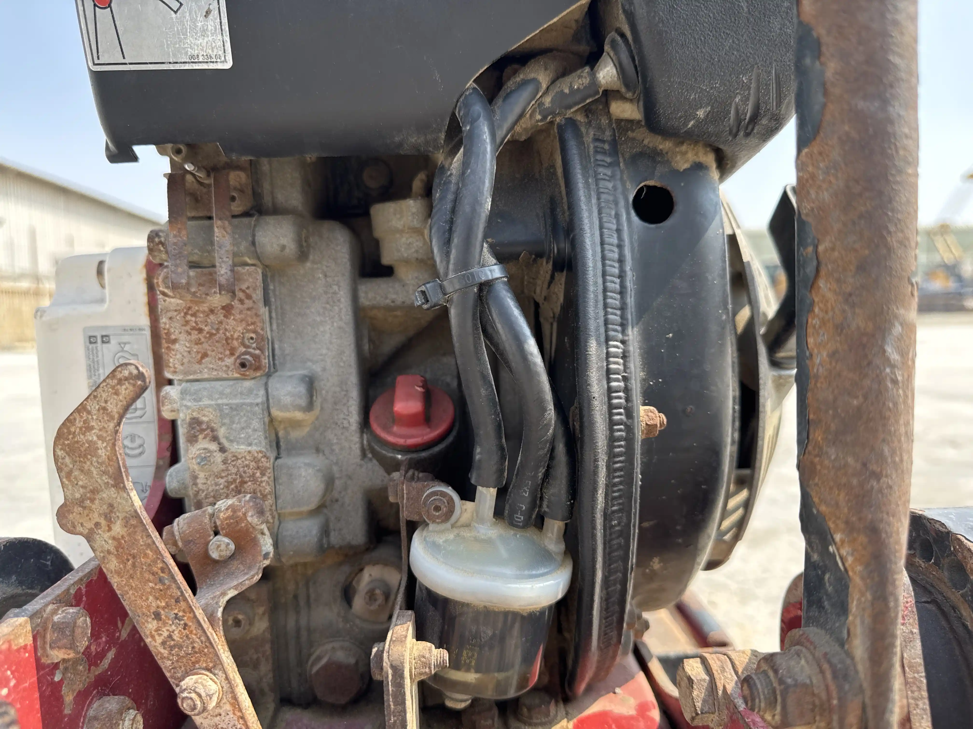 PLC-002-Dynapac-DFP10D-plate-compactor-inspection-engine-fuel-leaks-2