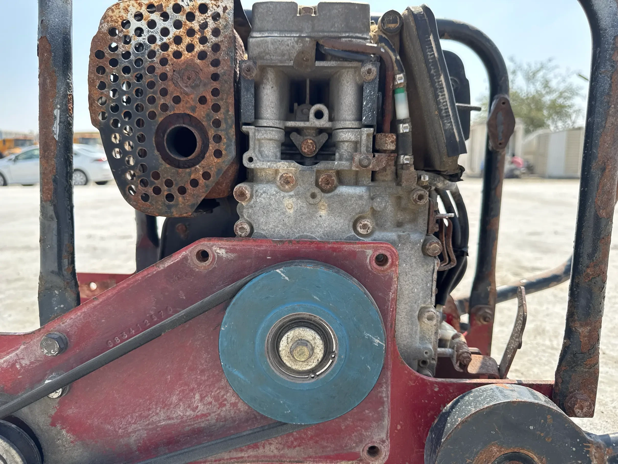 PLC-002-Dynapac-DFP10D-plate-compactor-inspection-engine-engine-oil-leaks-1