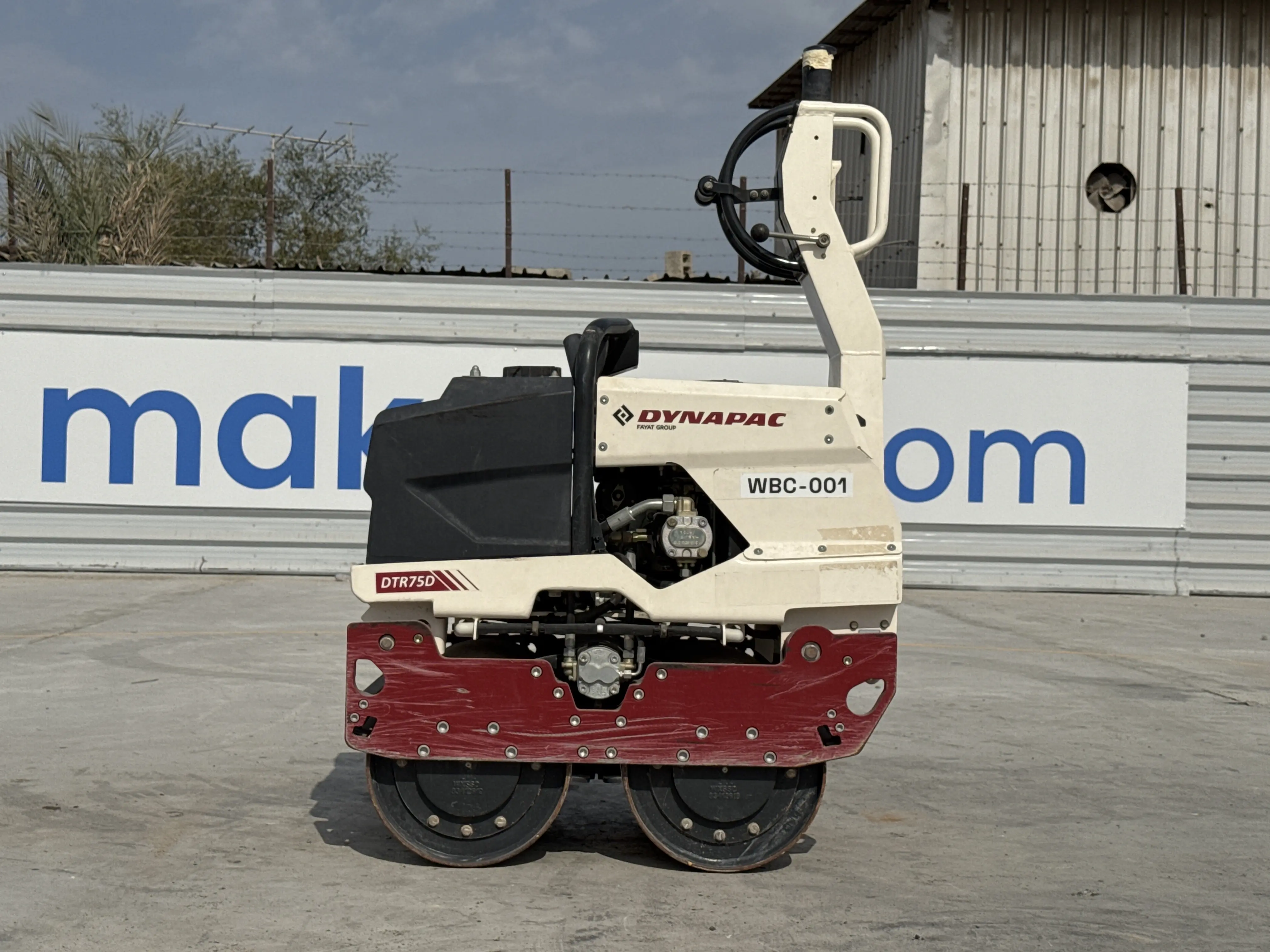 WBC-001-Dynapac-DTR75D-walk-behind-compactor-inspection-structure-paint-2
