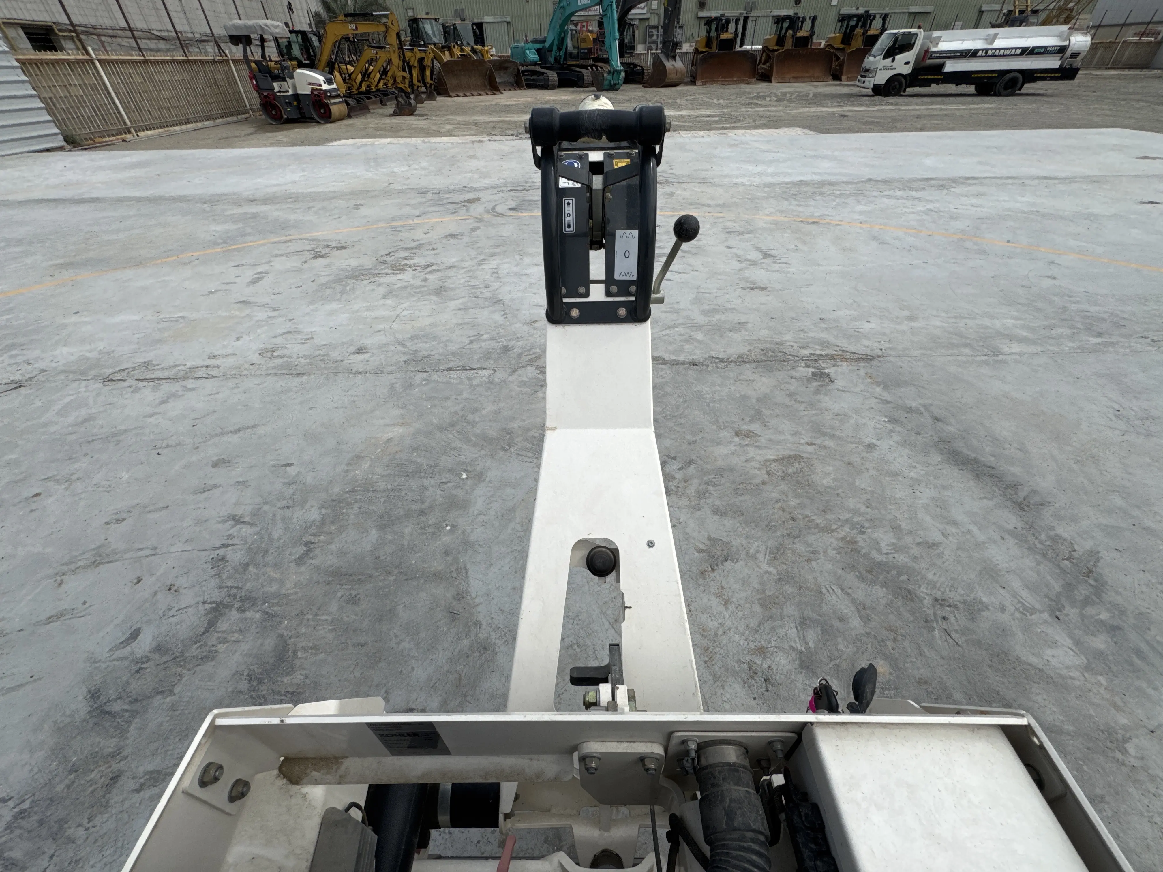 WBC-001-Dynapac-DTR75D-walk-behind-compactor-inspection-structure-steering-rod-3