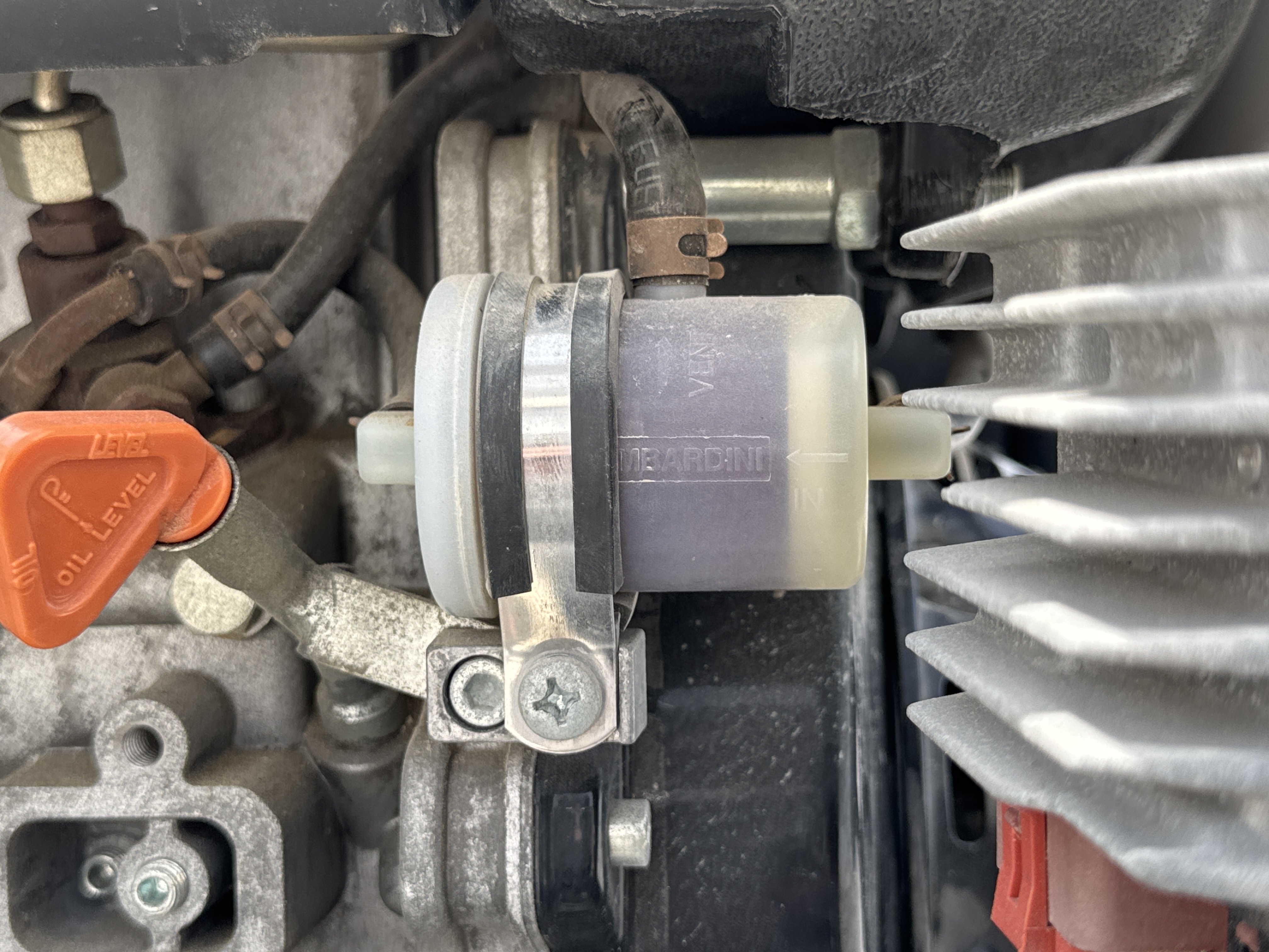 WBC-001-Dynapac-DTR75D-walk-behind-compactor-inspection-engine-fuel-leaks-3
