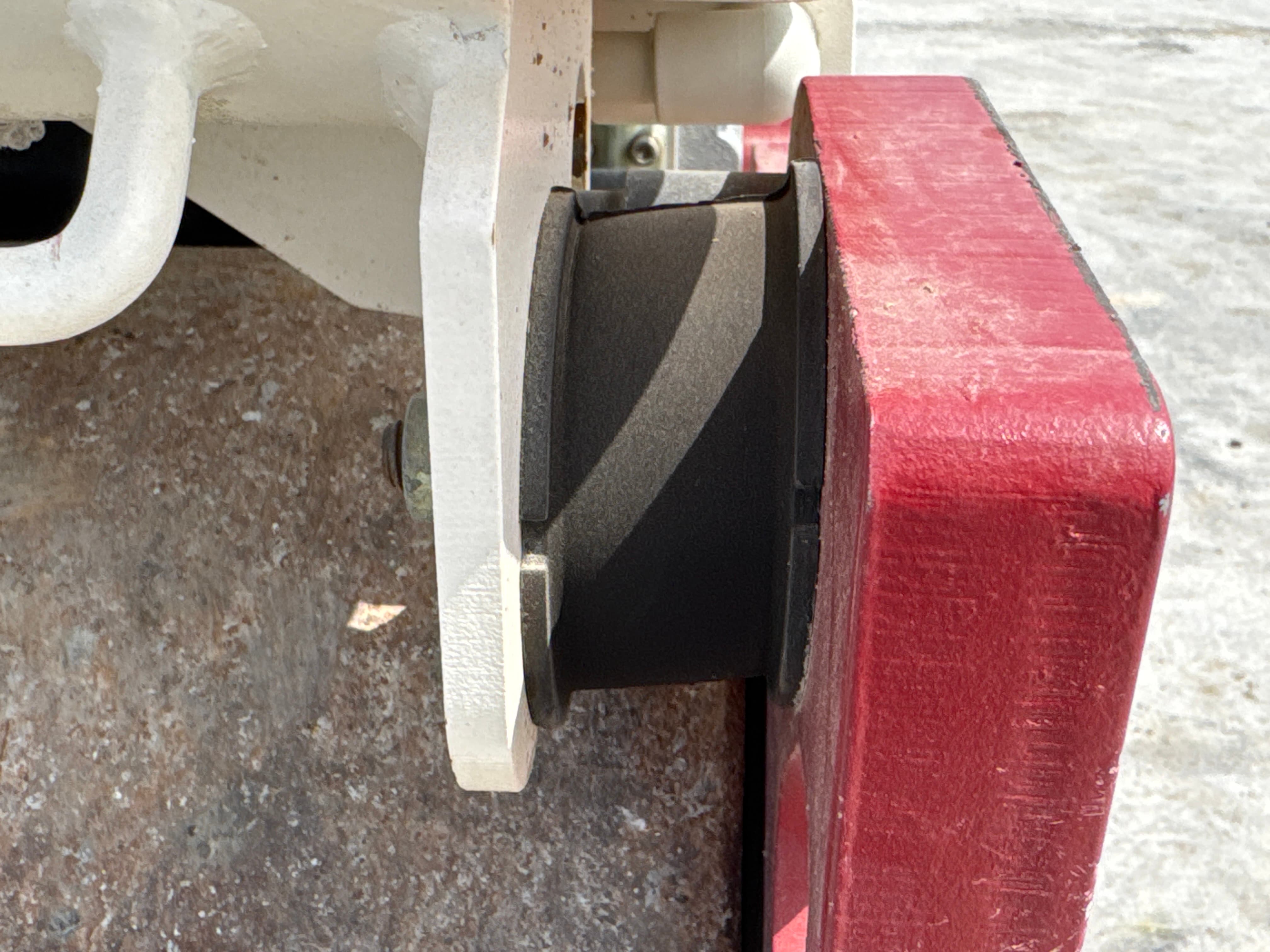 WBC-001-Dynapac-DTR75D-walk-behind-compactor-inspection-front-isolation-buffer-3