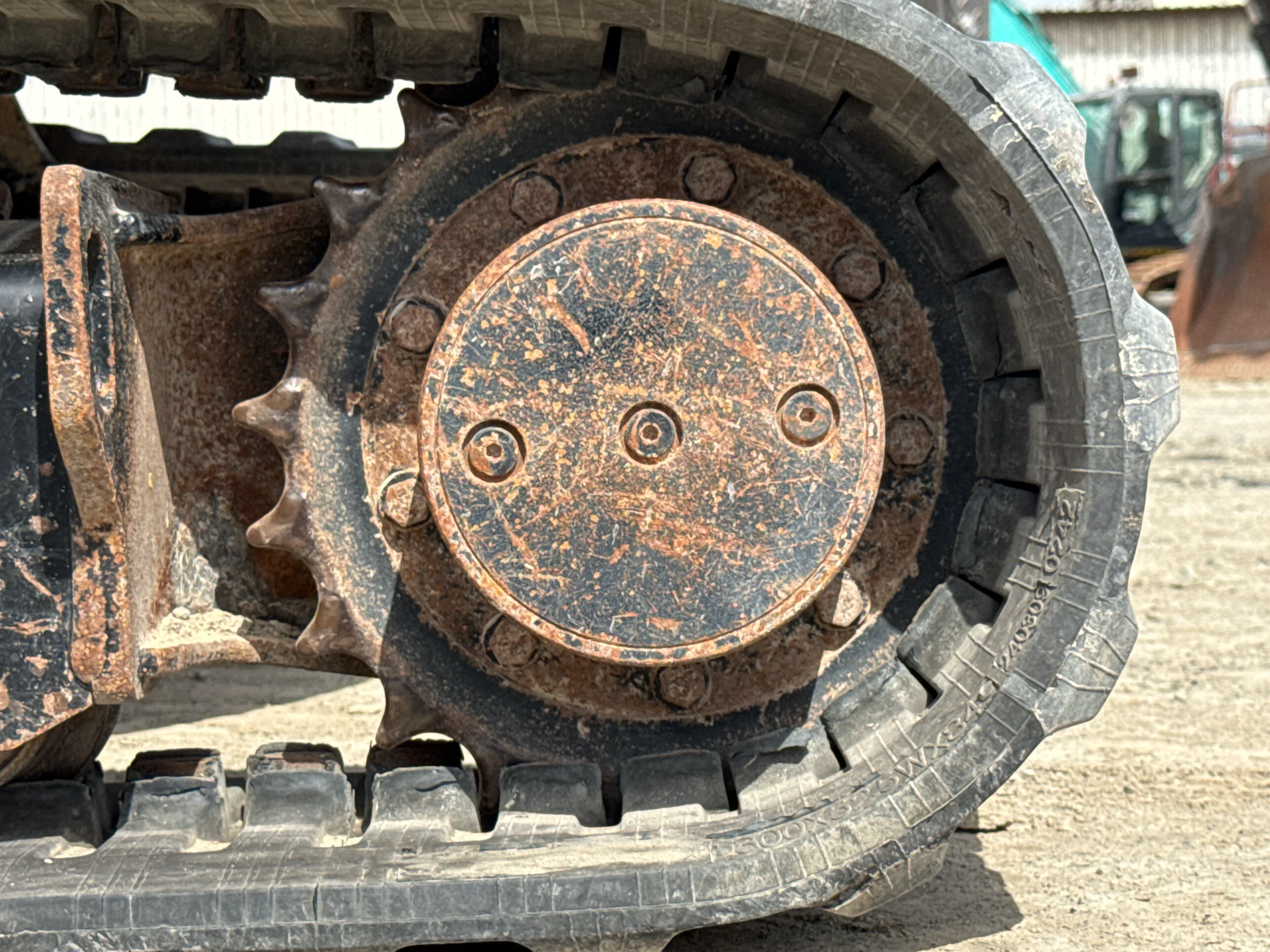 MNX-004-Cat-303E-mini-excavator-inspection-undercarriage-left-sprocket-2