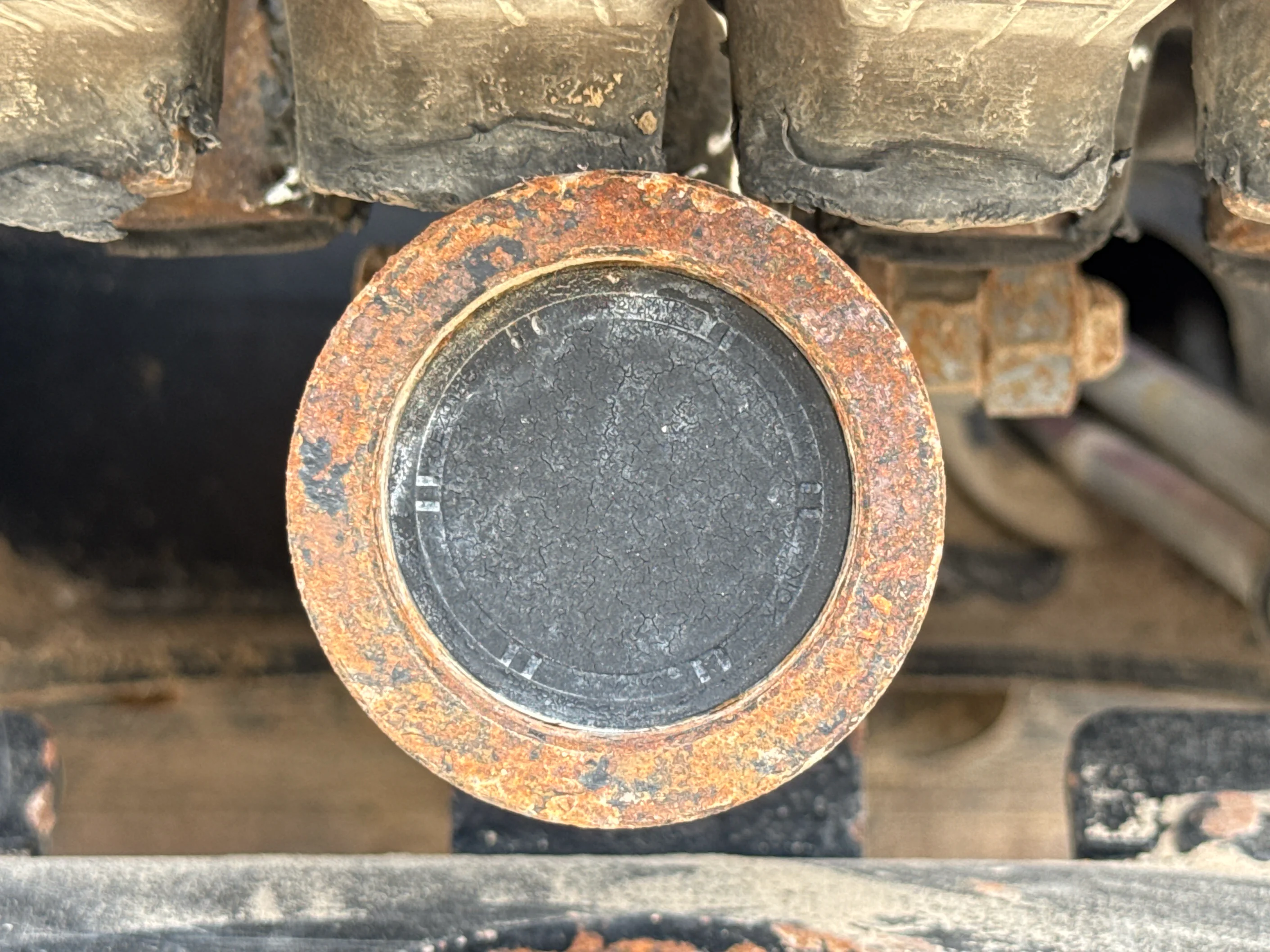 MNX-004-Cat-303E-mini-excavator-inspection-undercarriage-left-carrier-rollers-4