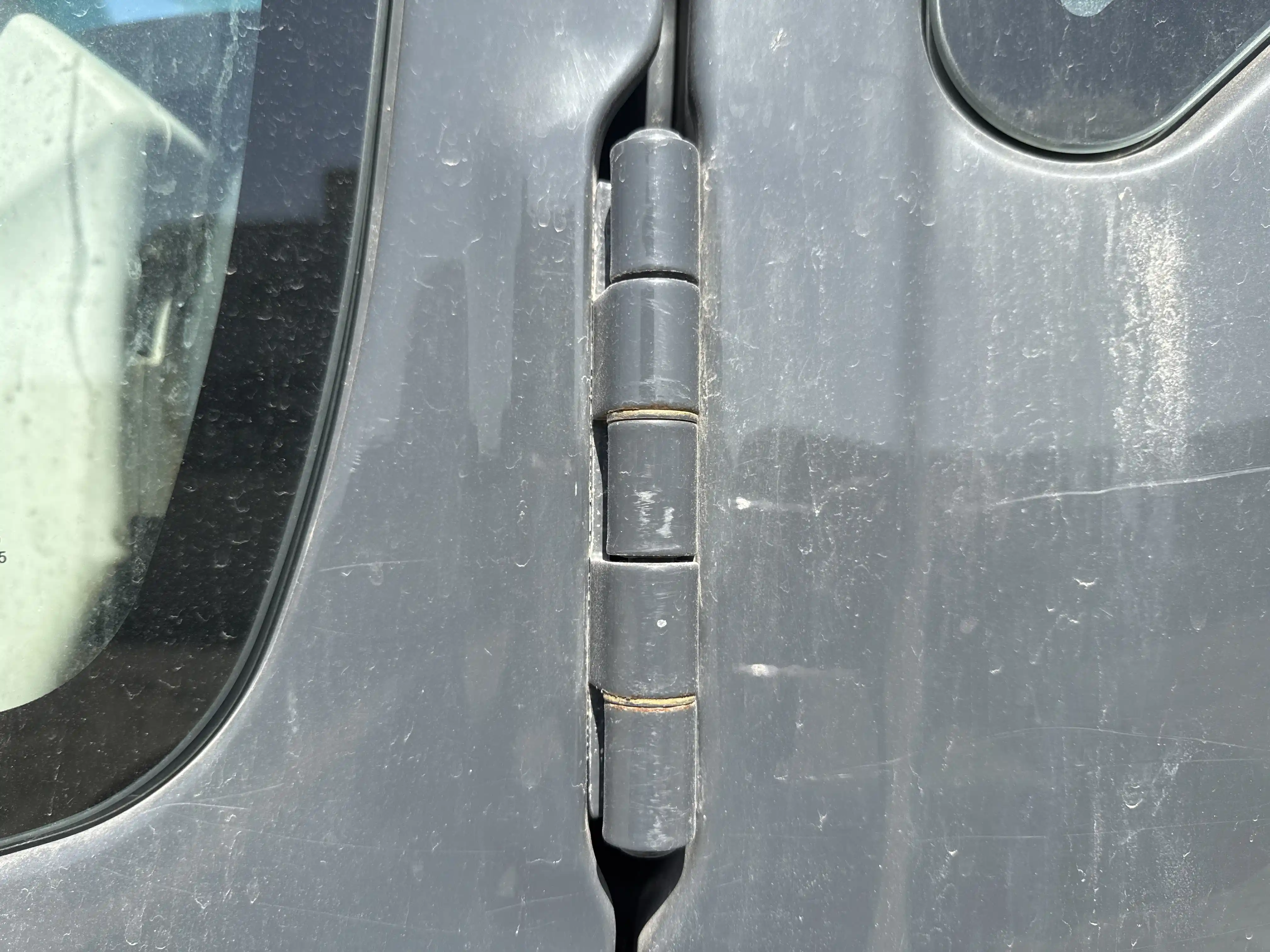 MDX-003-Kobelco-SK350LC-10-medium-excavator-inspection-structure-doors-1