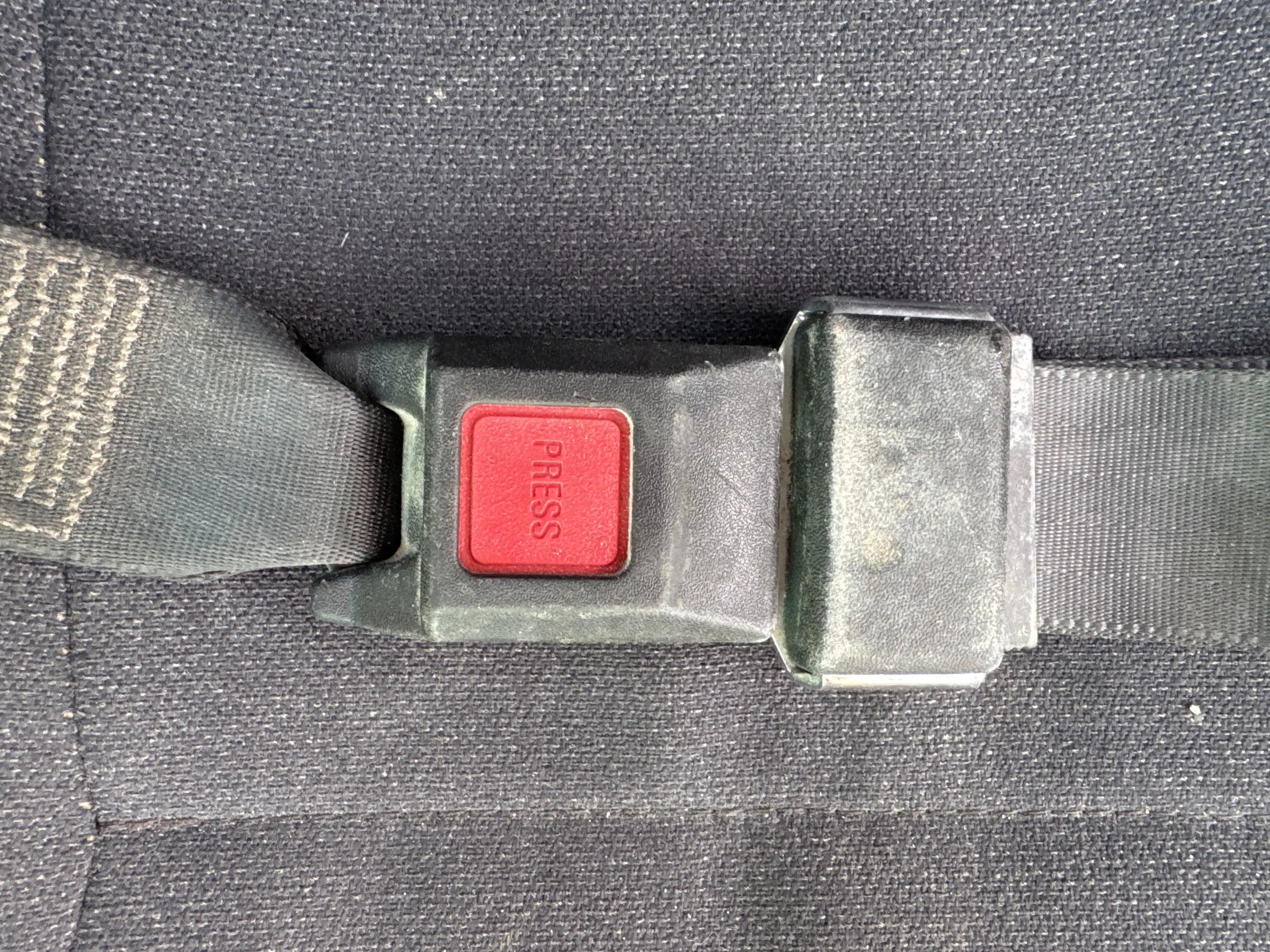 MDX-003-Kobelco-SK350LC-10-medium-excavator-inspection-safety-seat-belts-1