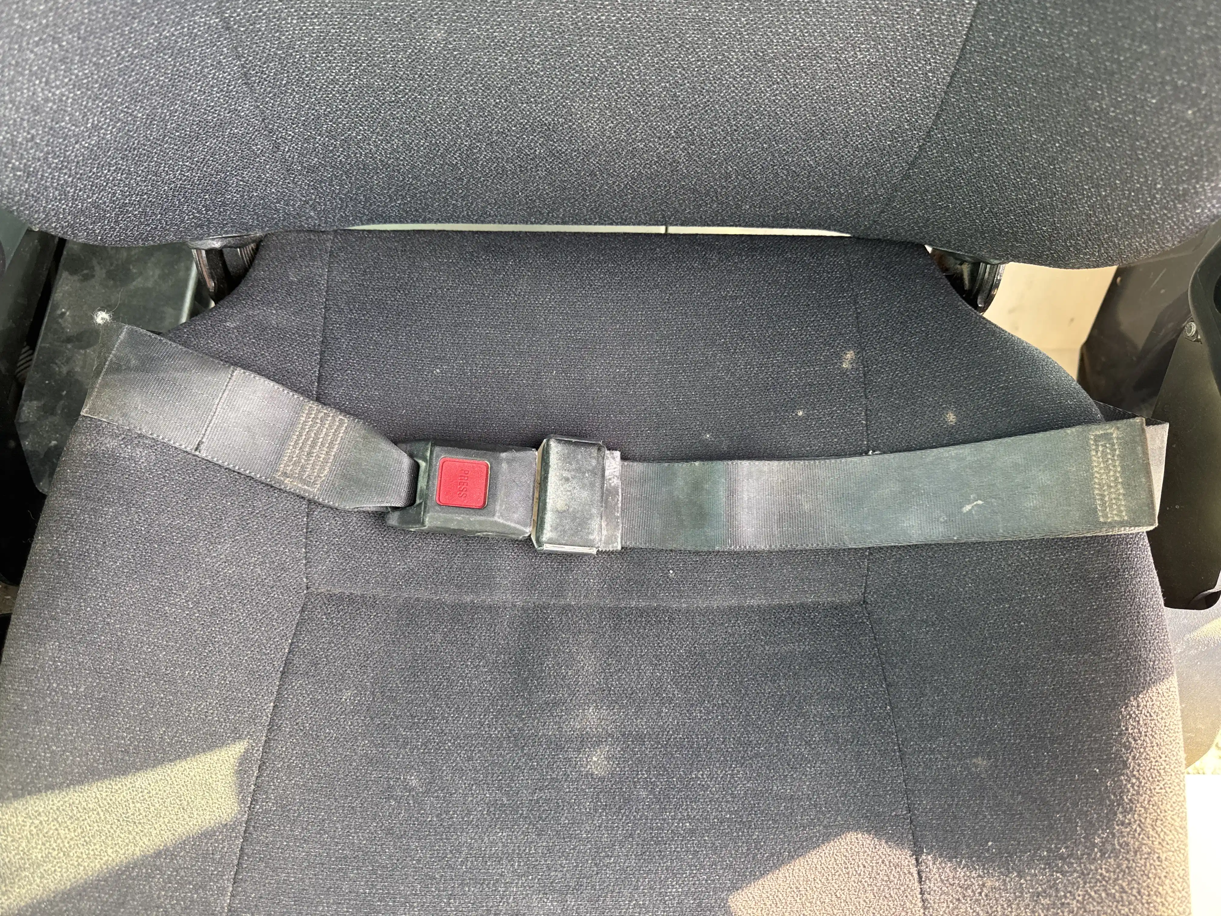 MDX-003-Kobelco-SK350LC-10-medium-excavator-inspection-safety-seat-belts-2