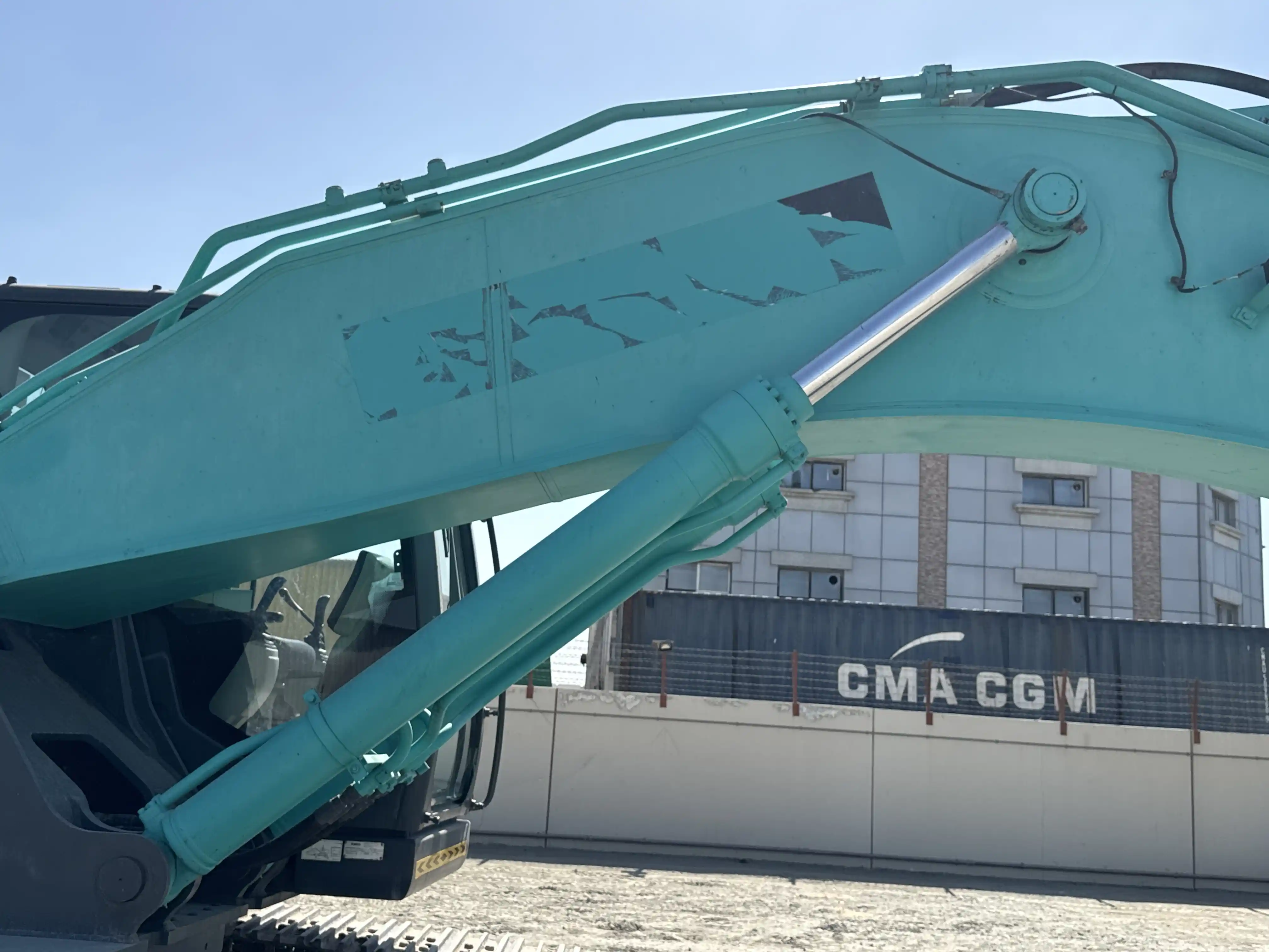 MDX-003-Kobelco-SK350LC-10-medium-excavator-inspection-hydraulics-boom-lift-cylinder-4
