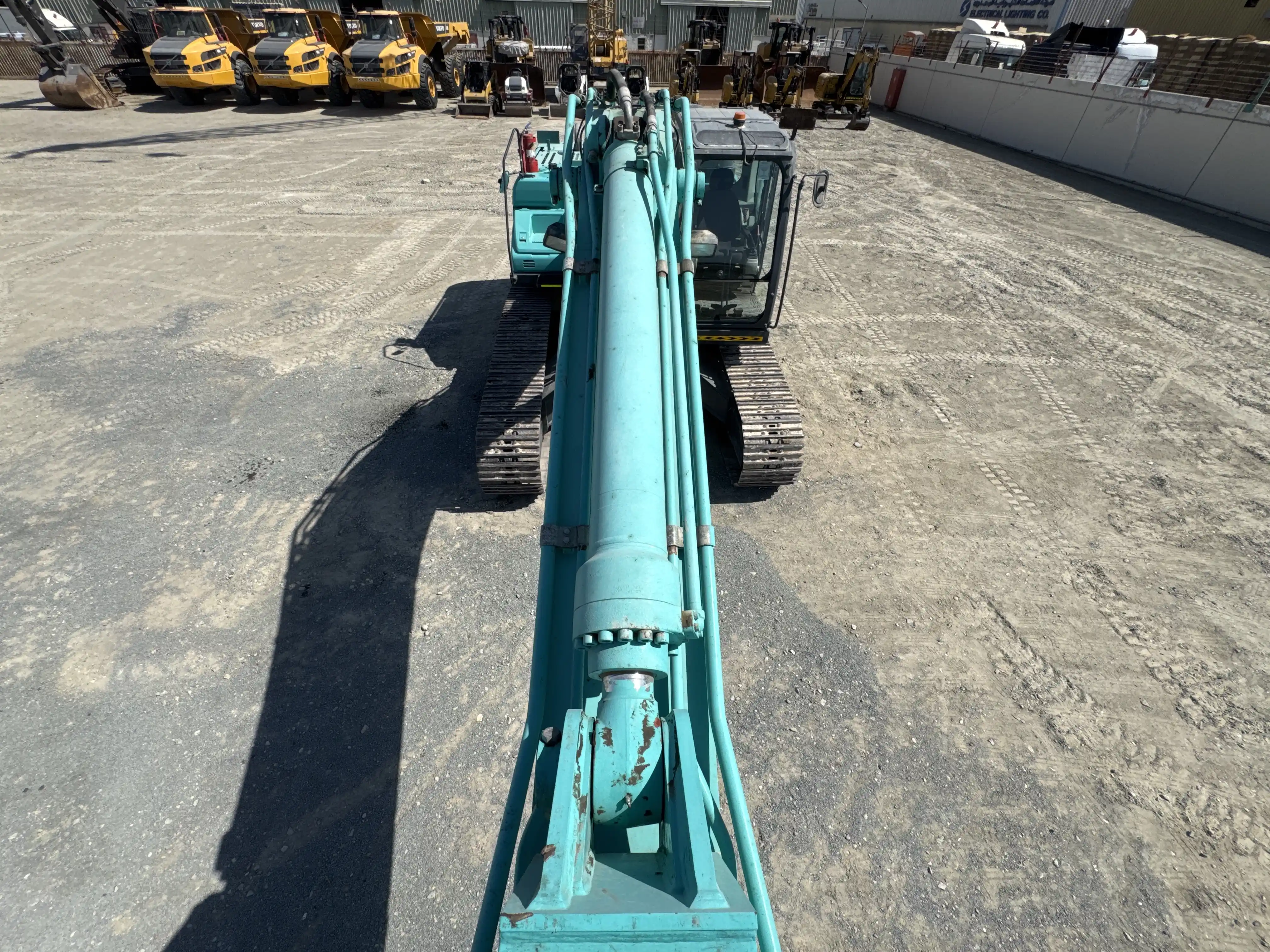 MDX-003-Kobelco-SK350LC-10-medium-excavator-inspection-hydraulics-stick-cylinder-2
