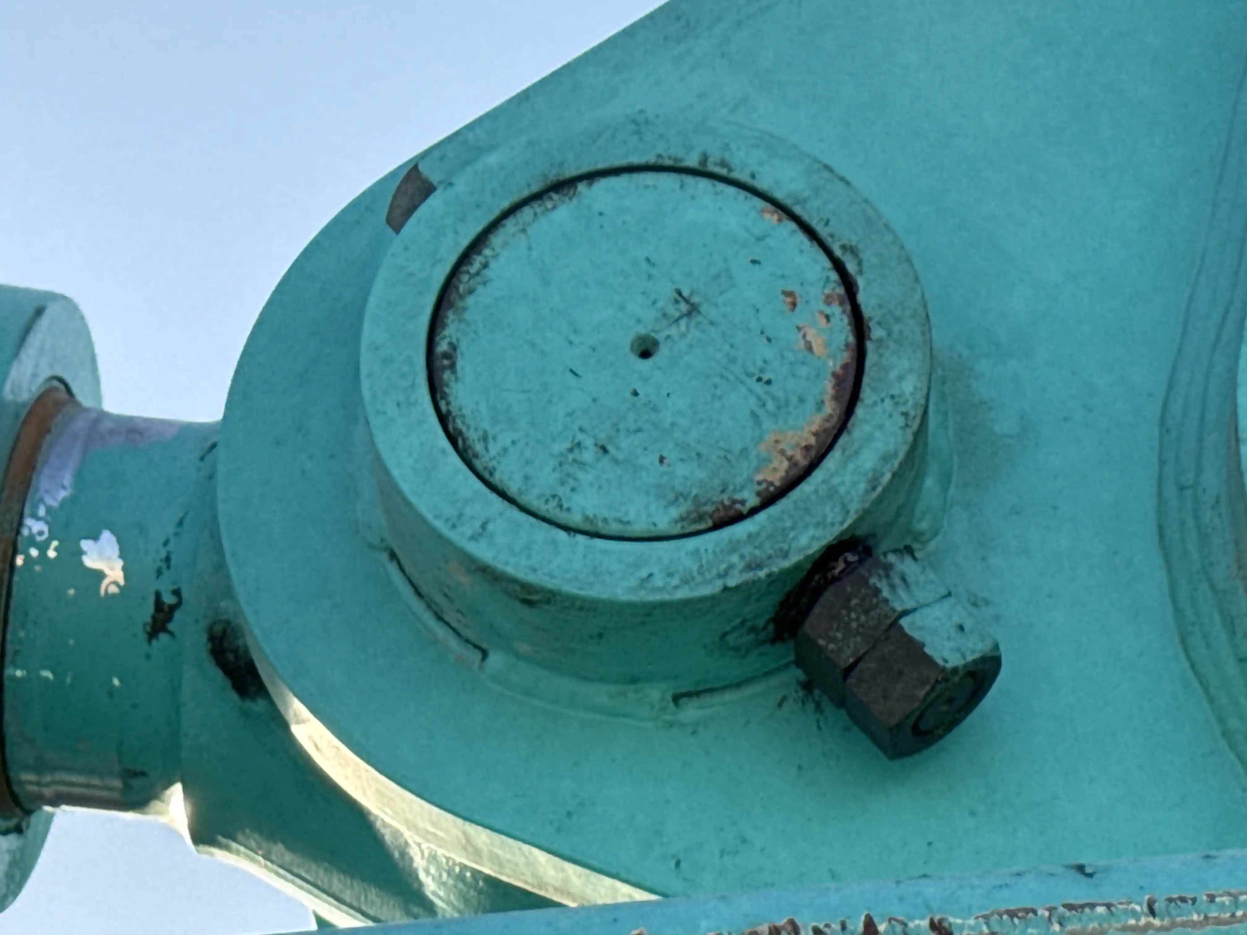 MDX-003-Kobelco-SK350LC-10-medium-excavator-inspection-hydraulics-hydraulic-pins-locks-2