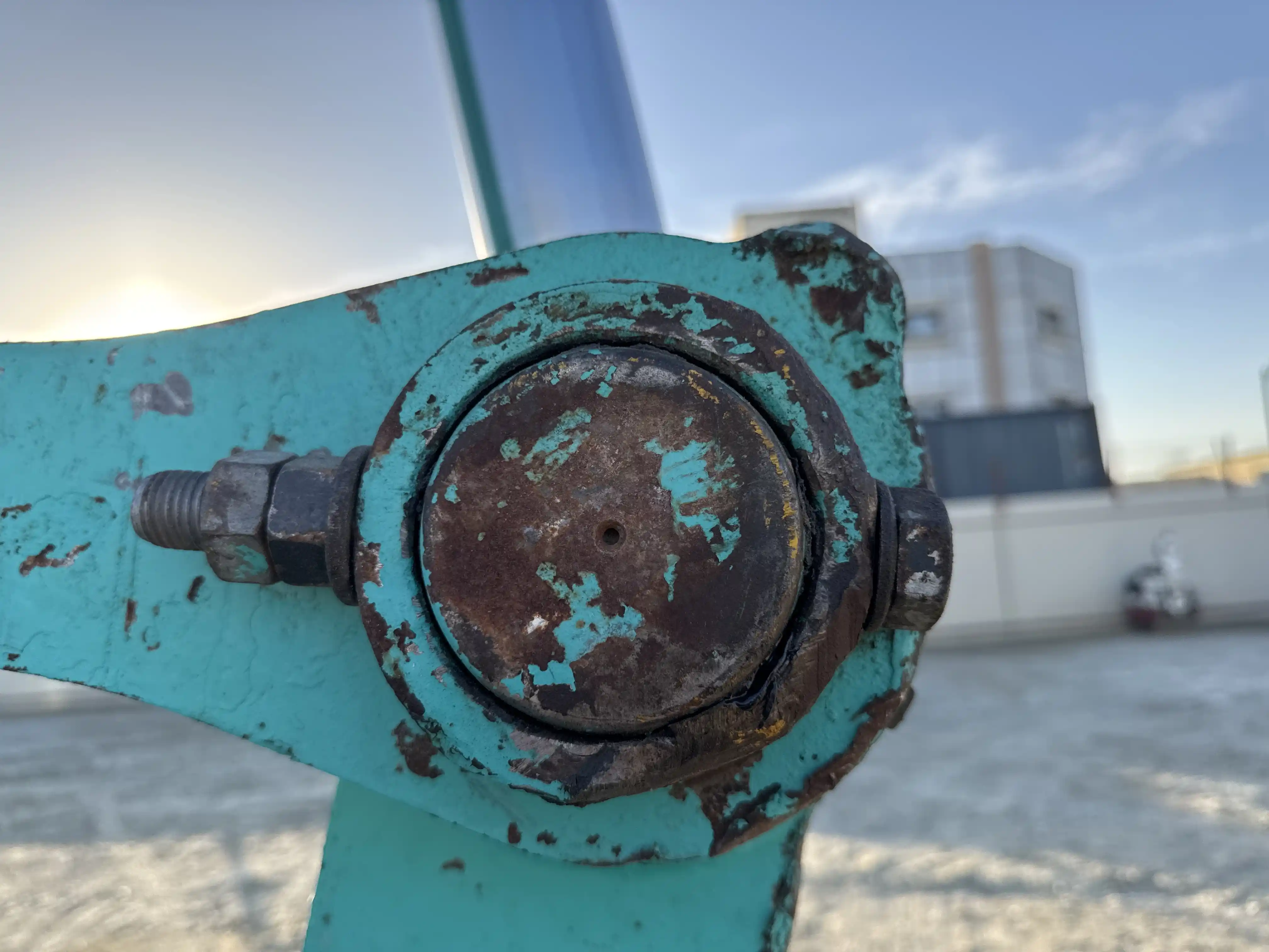MDX-003-Kobelco-SK350LC-10-medium-excavator-inspection-hydraulics-hydraulic-pins-locks-4