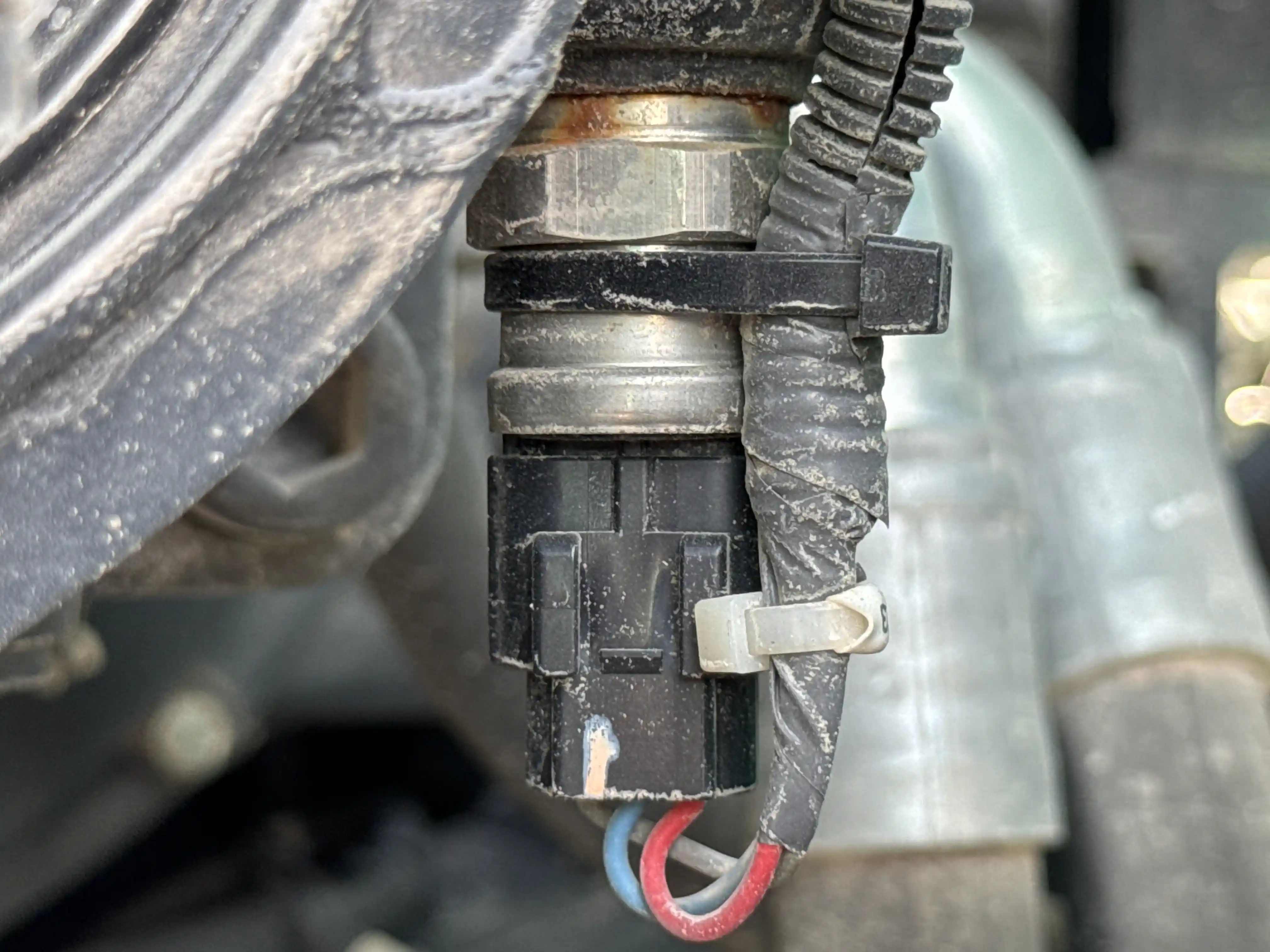 MDX-003-Kobelco-SK350LC-10-medium-excavator-inspection-hydraulics-wiring-harness-2