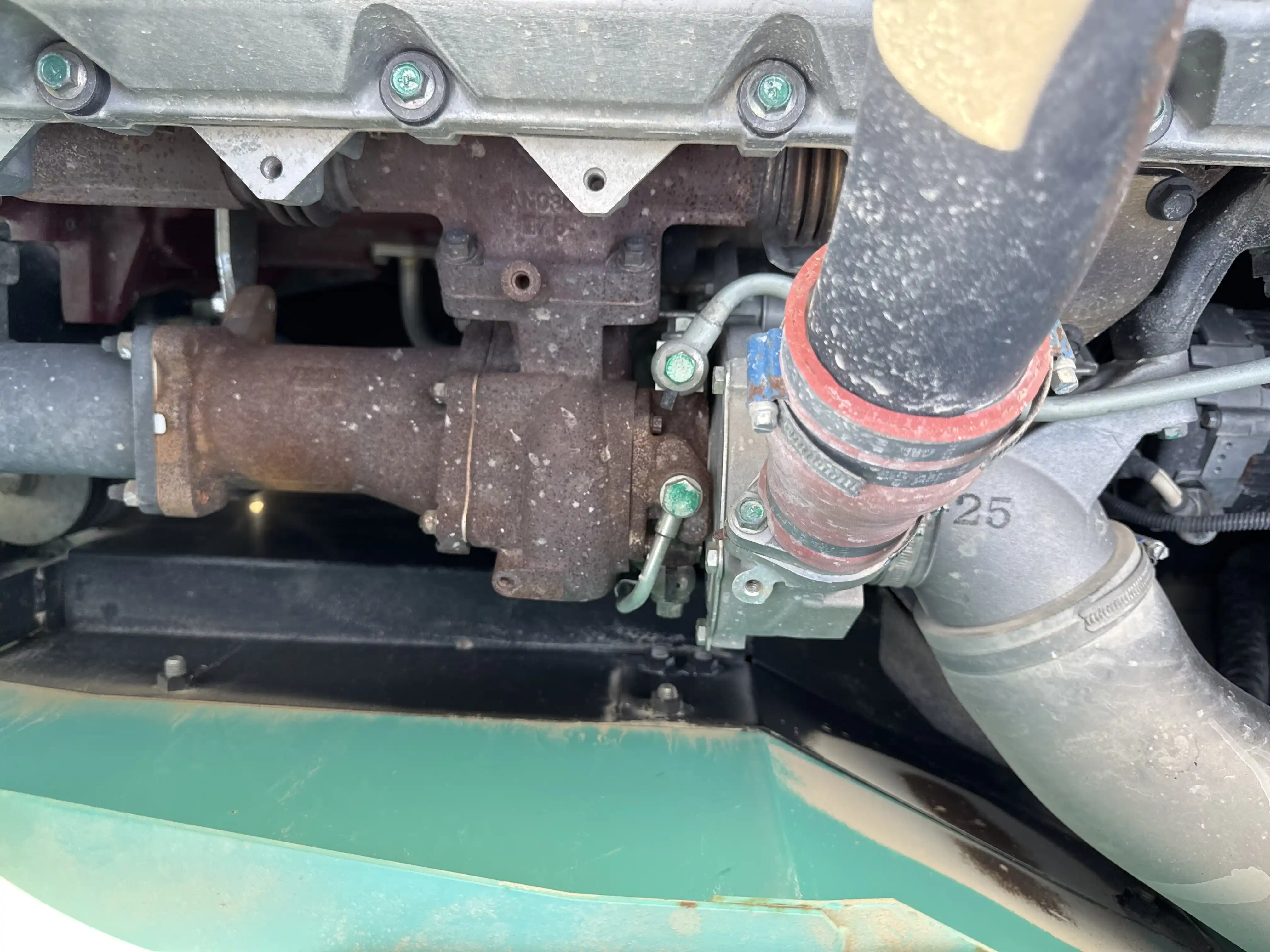 MDX-003-Kobelco-SK350LC-10-medium-excavator-inspection-engine-turbo