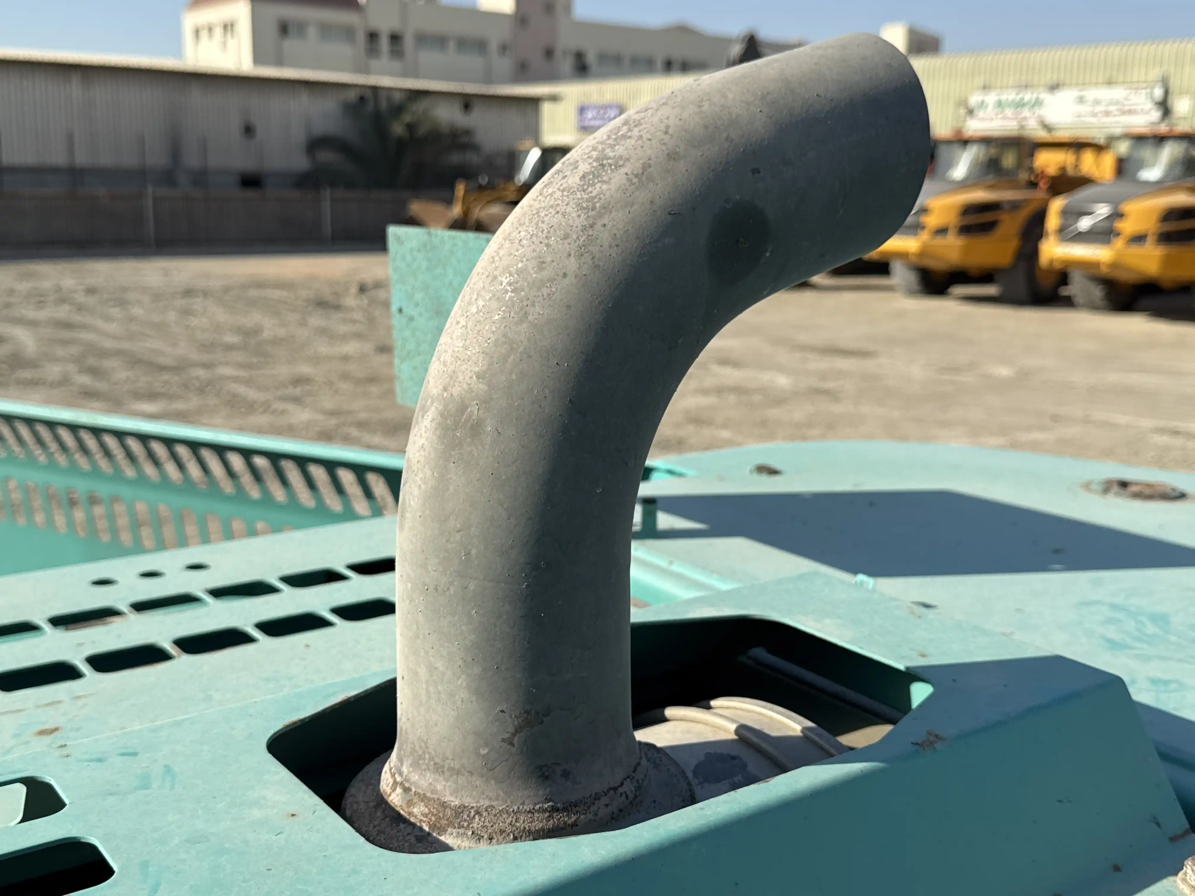 MDX-003-Kobelco-SK350LC-10-medium-excavator-inspection-engine-exhaust-system-1