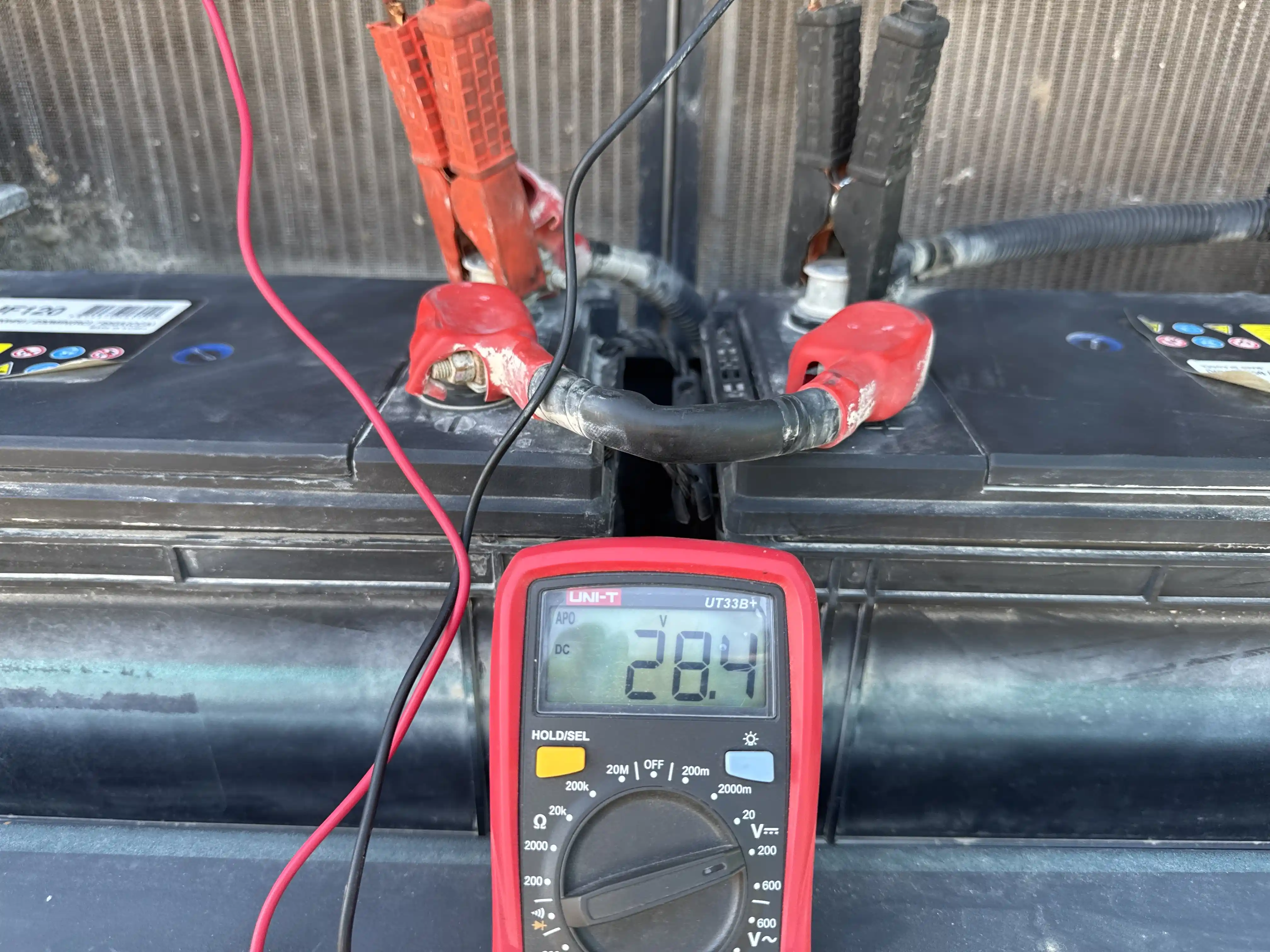 MDX-003-Kobelco-SK350LC-10-medium-excavator-inspection-electronics-battery-2