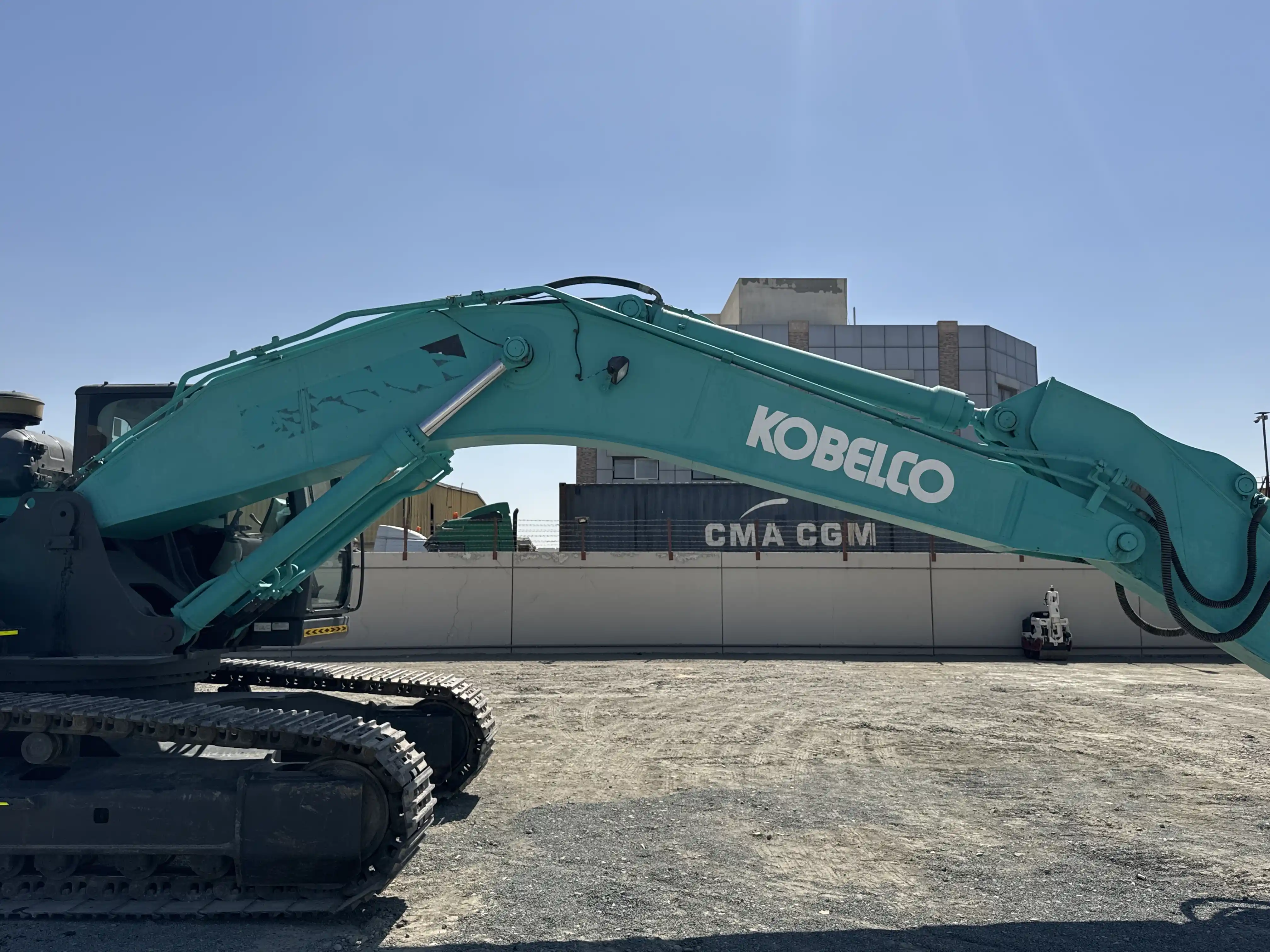 MDX-003-Kobelco-SK350LC-10-medium-excavator-inspection-chassis-boom-3