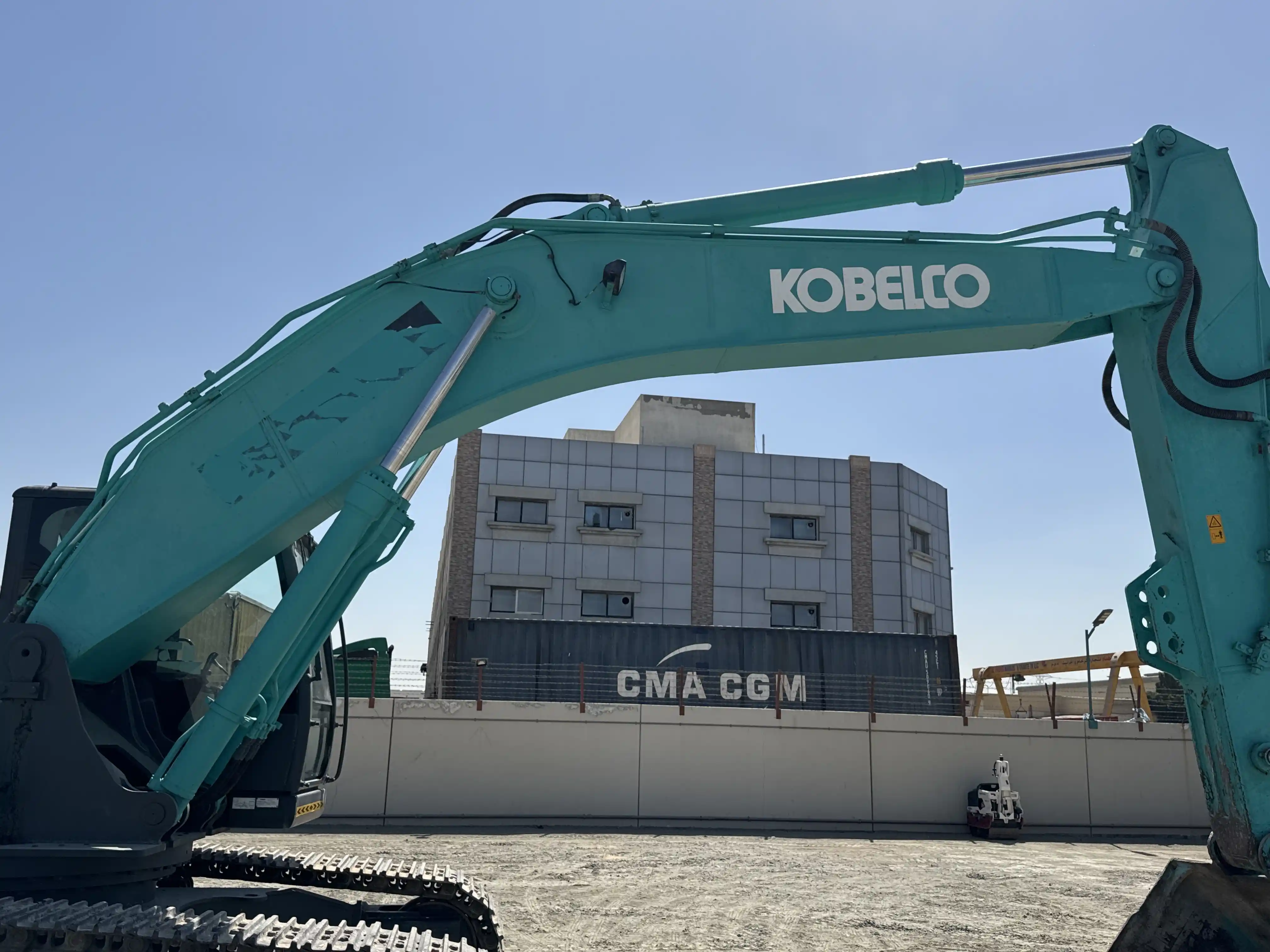 MDX-003-Kobelco-SK350LC-10-medium-excavator-inspection-chassis-boom-4