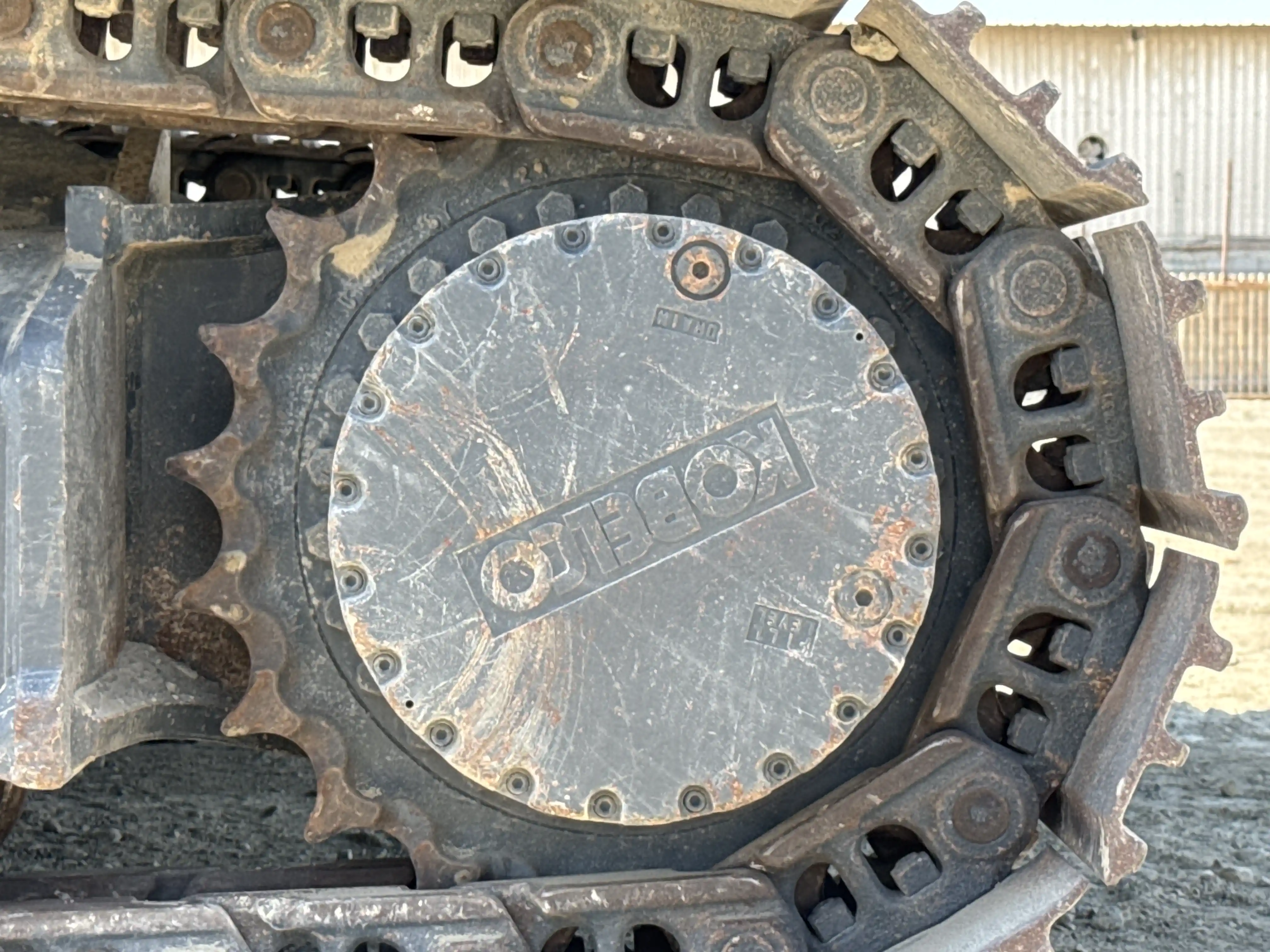 MDX-003-Kobelco-SK350LC-10-medium-excavator-inspection-undercarriage-left-sprocket-2