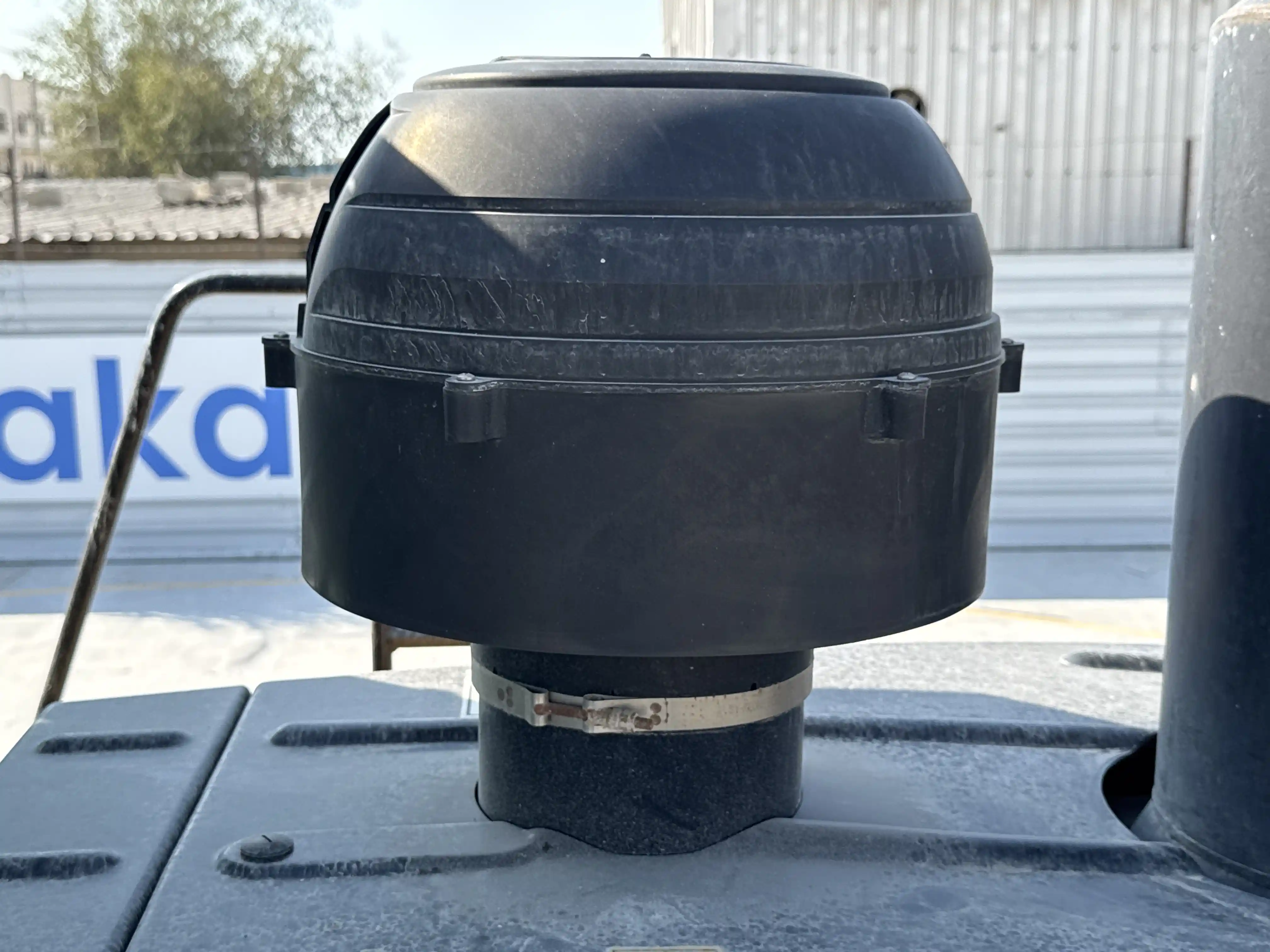 WHL-002-Cat-966L-wheel-loader-inspection-engine-air-intake-system-2