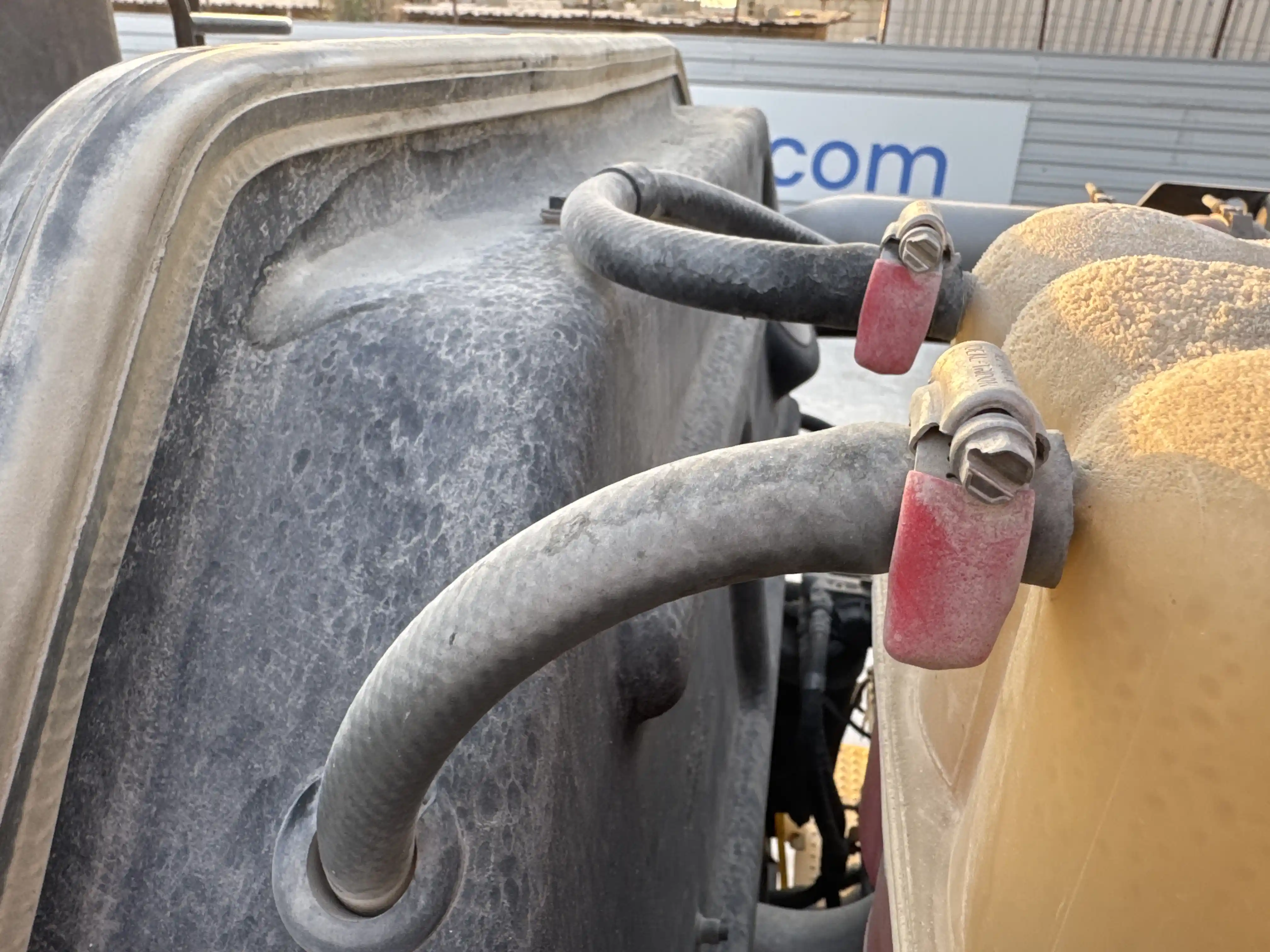 WHL-002-Cat-966L-wheel-loader-inspection-engine-hoses-2