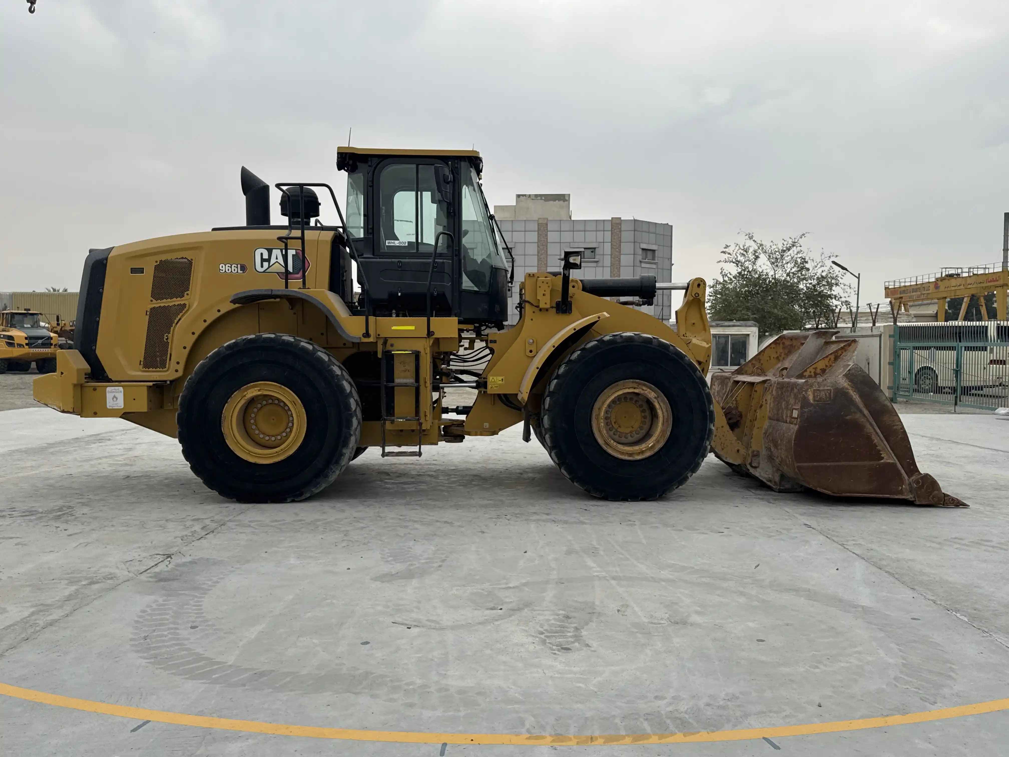 WHL-002-Cat-966L-wheel-loader-inspection-structure-paint-4