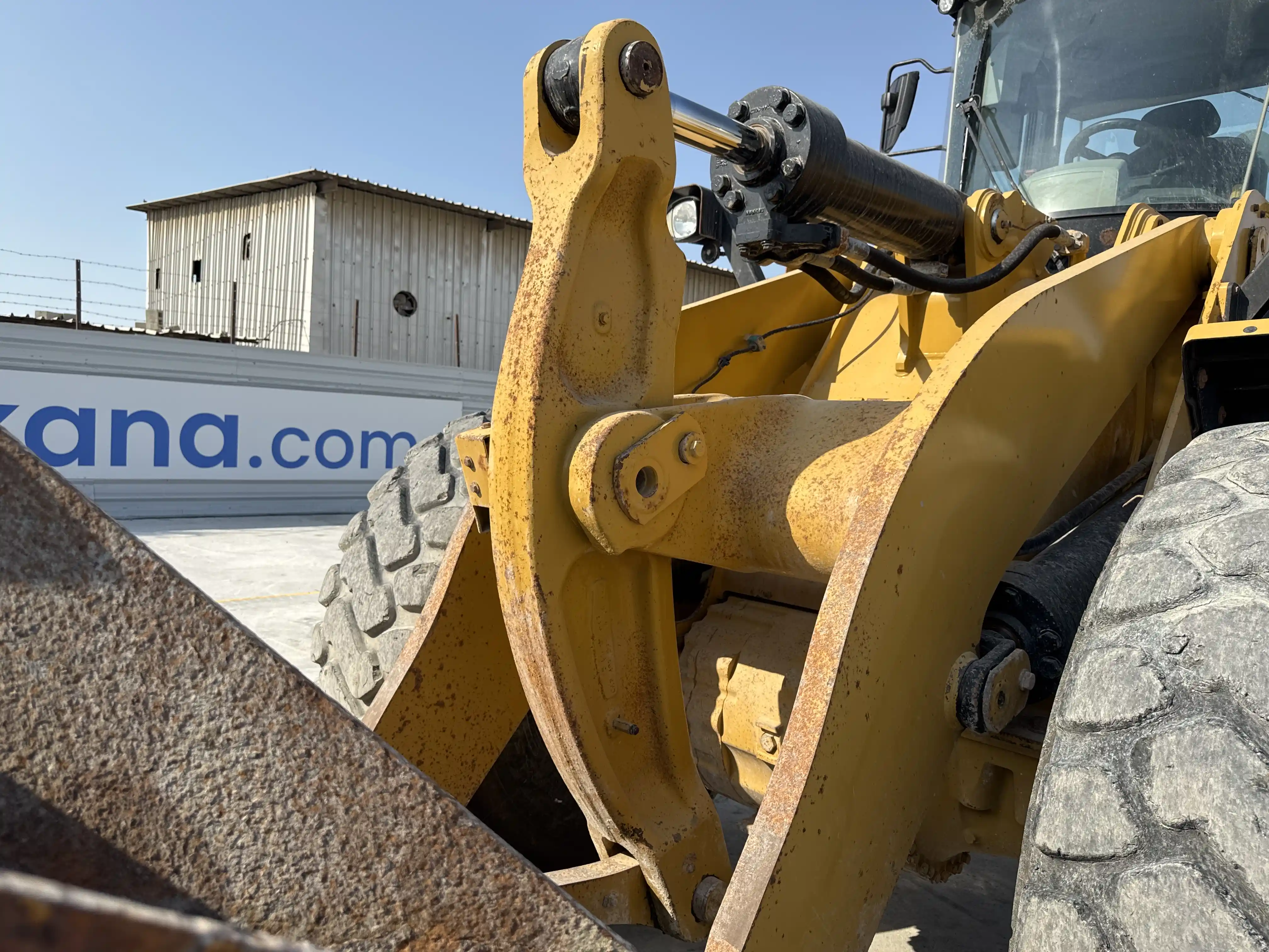 WHL-002-Cat-966L-wheel-loader-inspection-structure-bell-crank-1