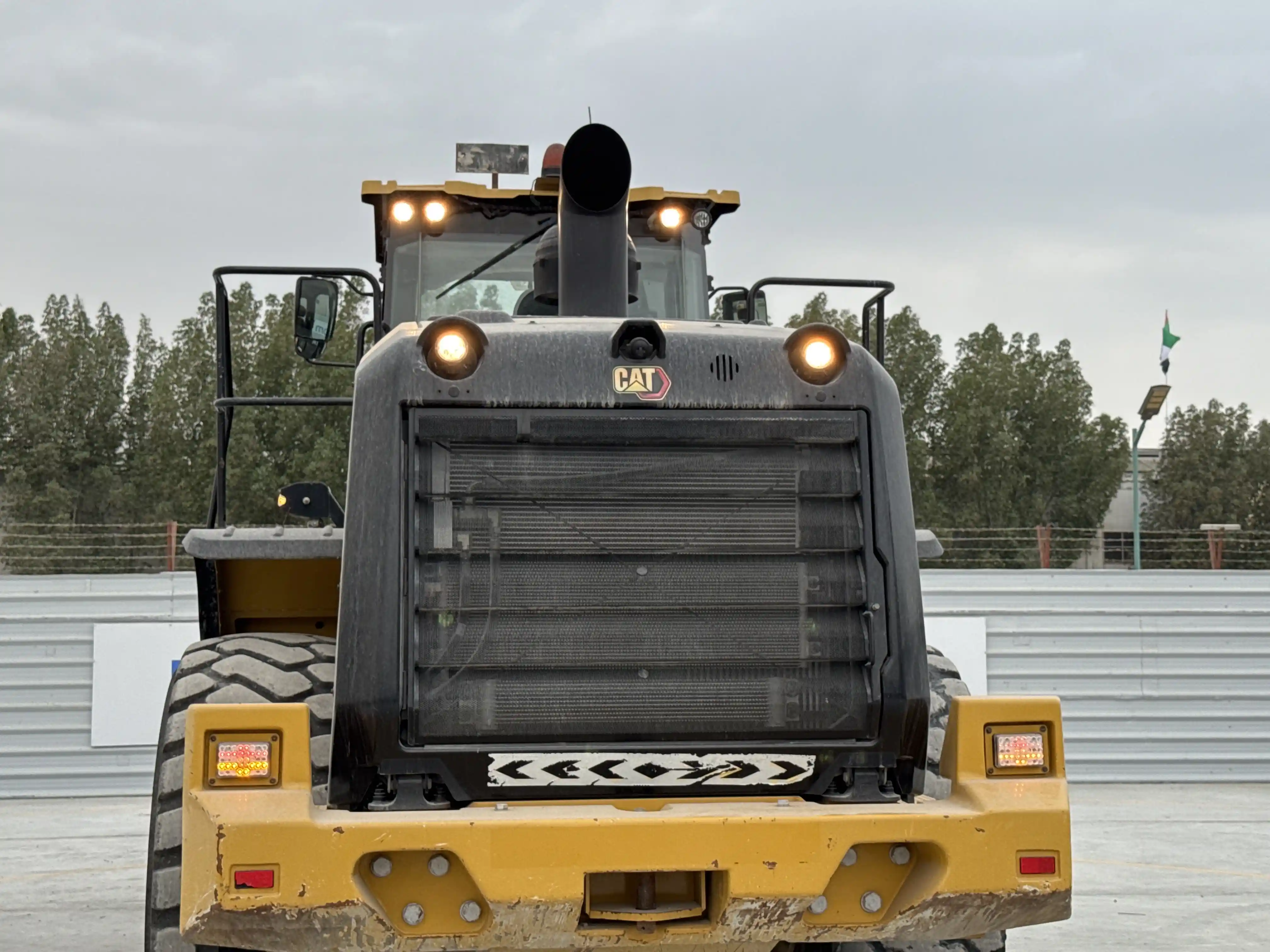 WHL-002-Cat-966L-wheel-loader-inspection-electronic-lights-and-signals-3