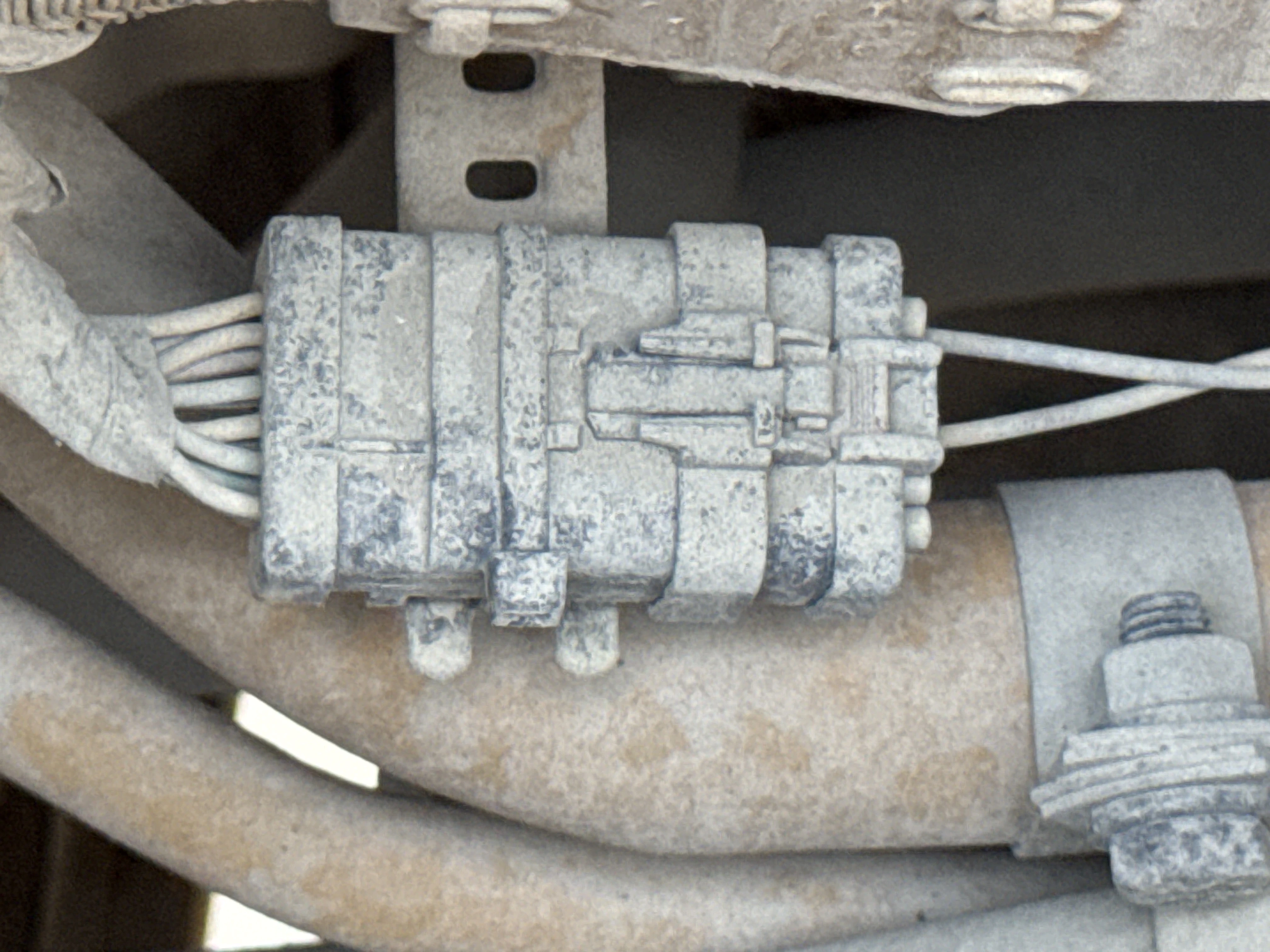 WHL-002-Cat-966L-wheel-loader-inspection-electronic-main-harness-3