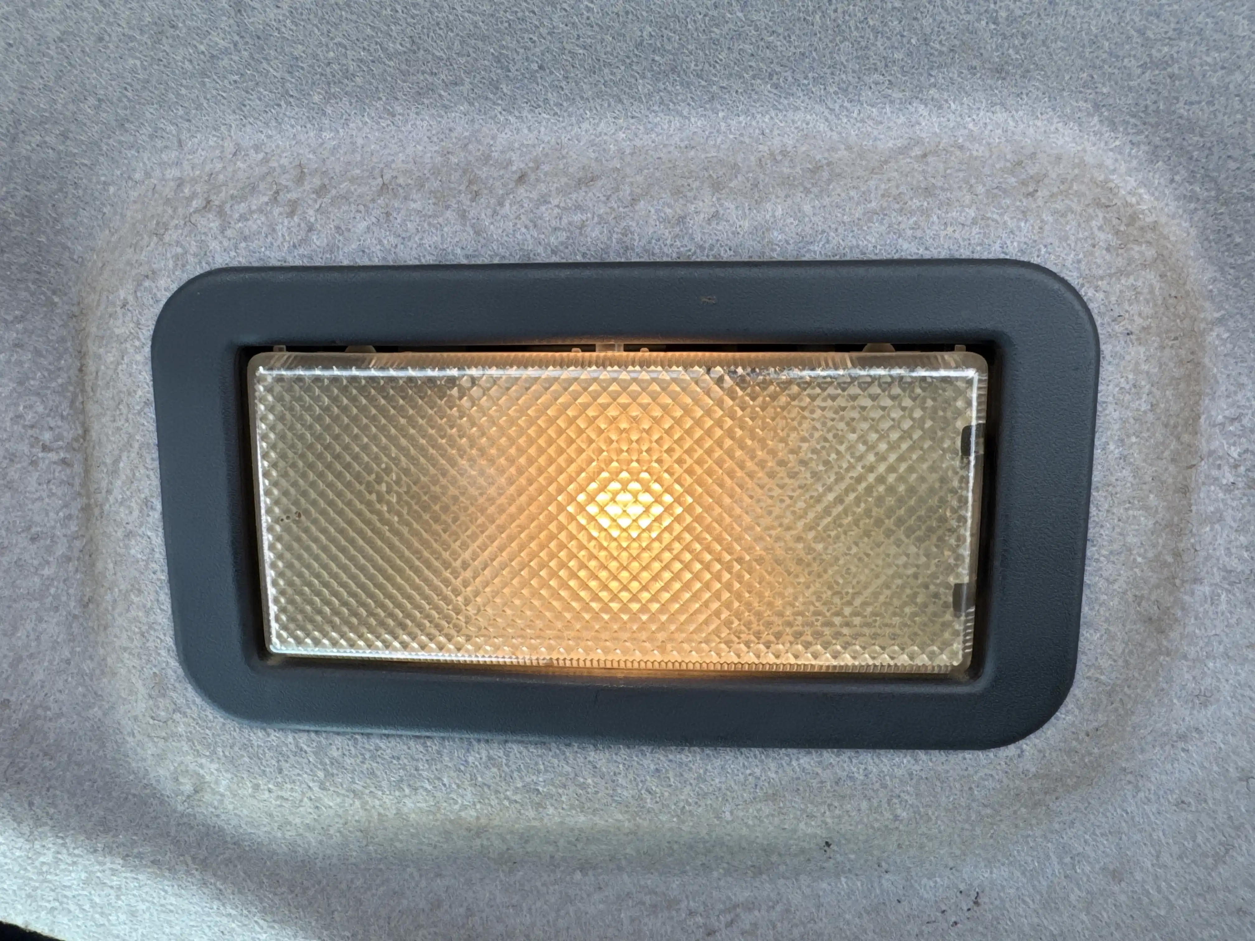 WHL-002-Cat-966L-wheel-loader-inspection-cabin-cabin-light-3