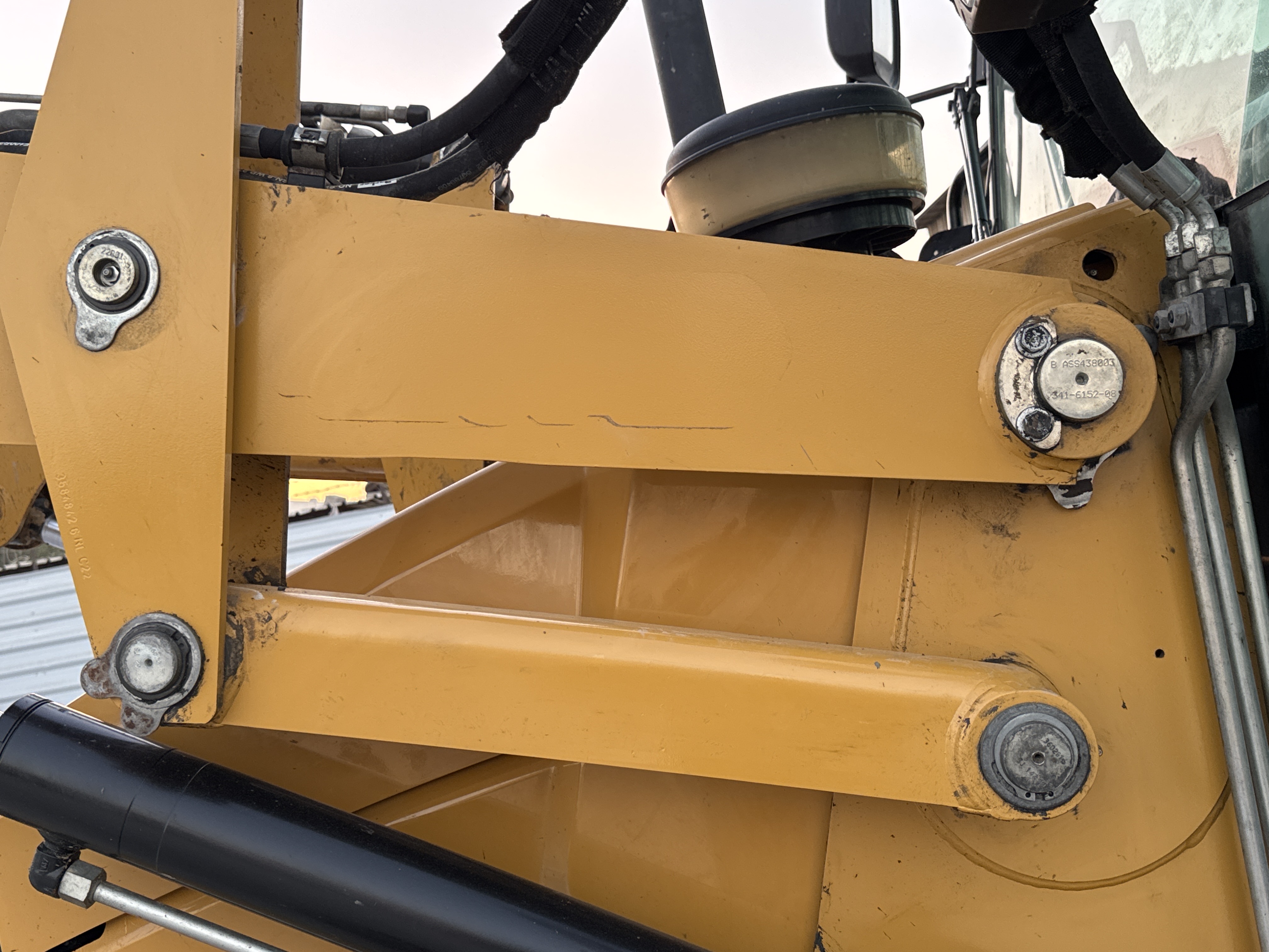 BHL-001-Cat-426F2-backhoe-loader-inspection-chassis-lift-arm-base-pin-and-bushings-1