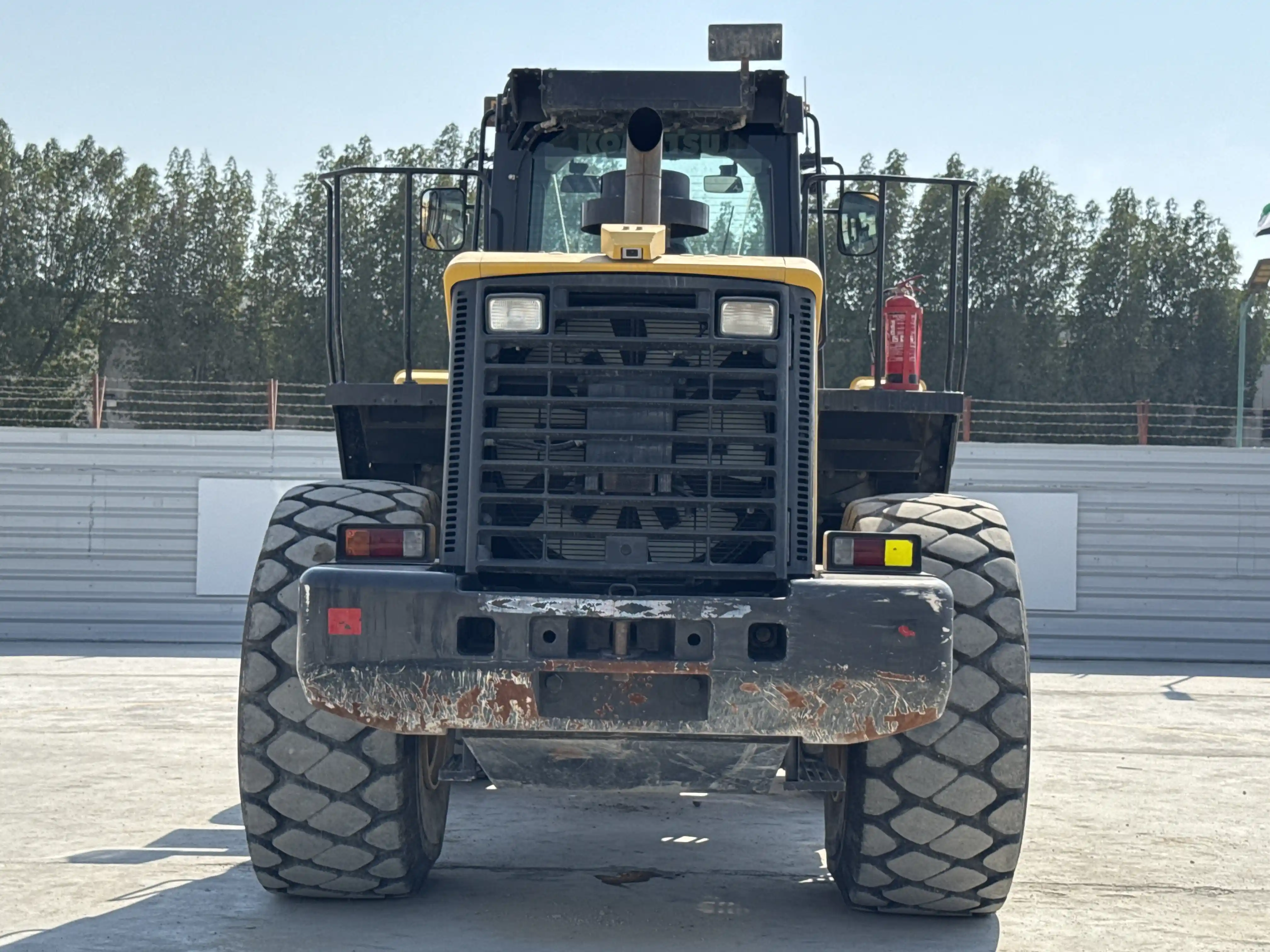 WHL-001-Komatsu-WA470-6R-wheel-loader-inspection-structure-paint-3