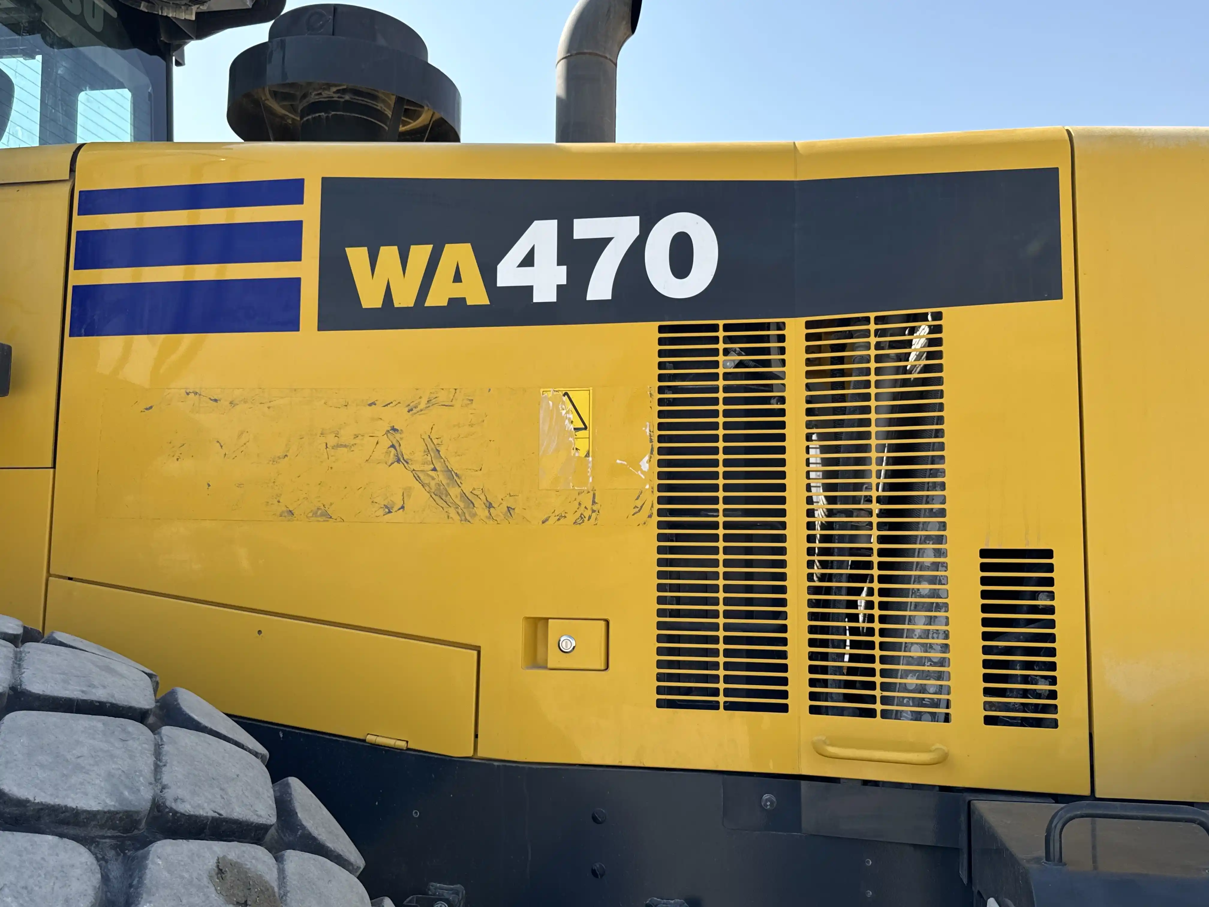 WHL-001-Komatsu-WA470-6R-wheel-loader-inspection-structure-sheet-metal-fiberglass-1